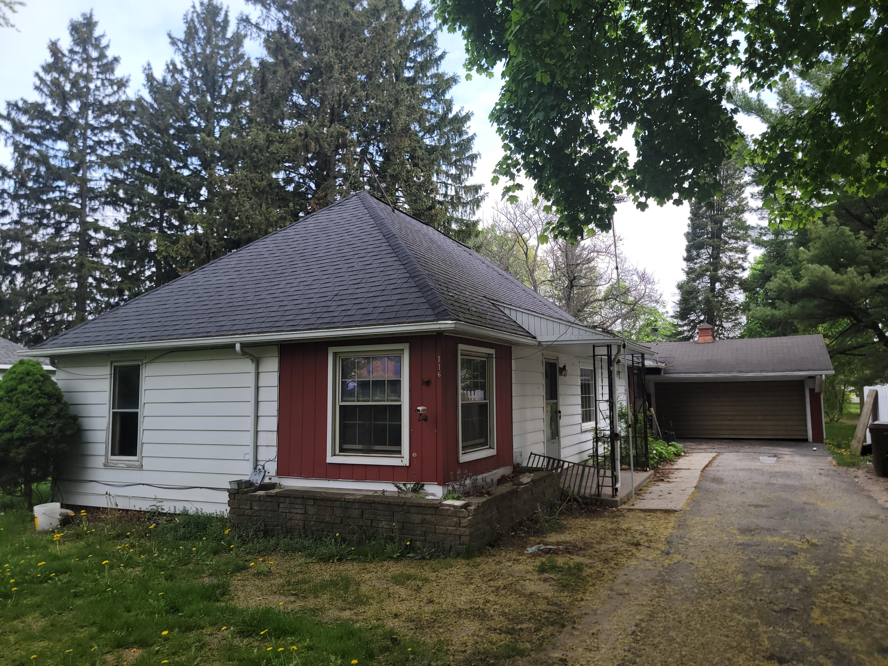 116 Forrest Street Property Photo