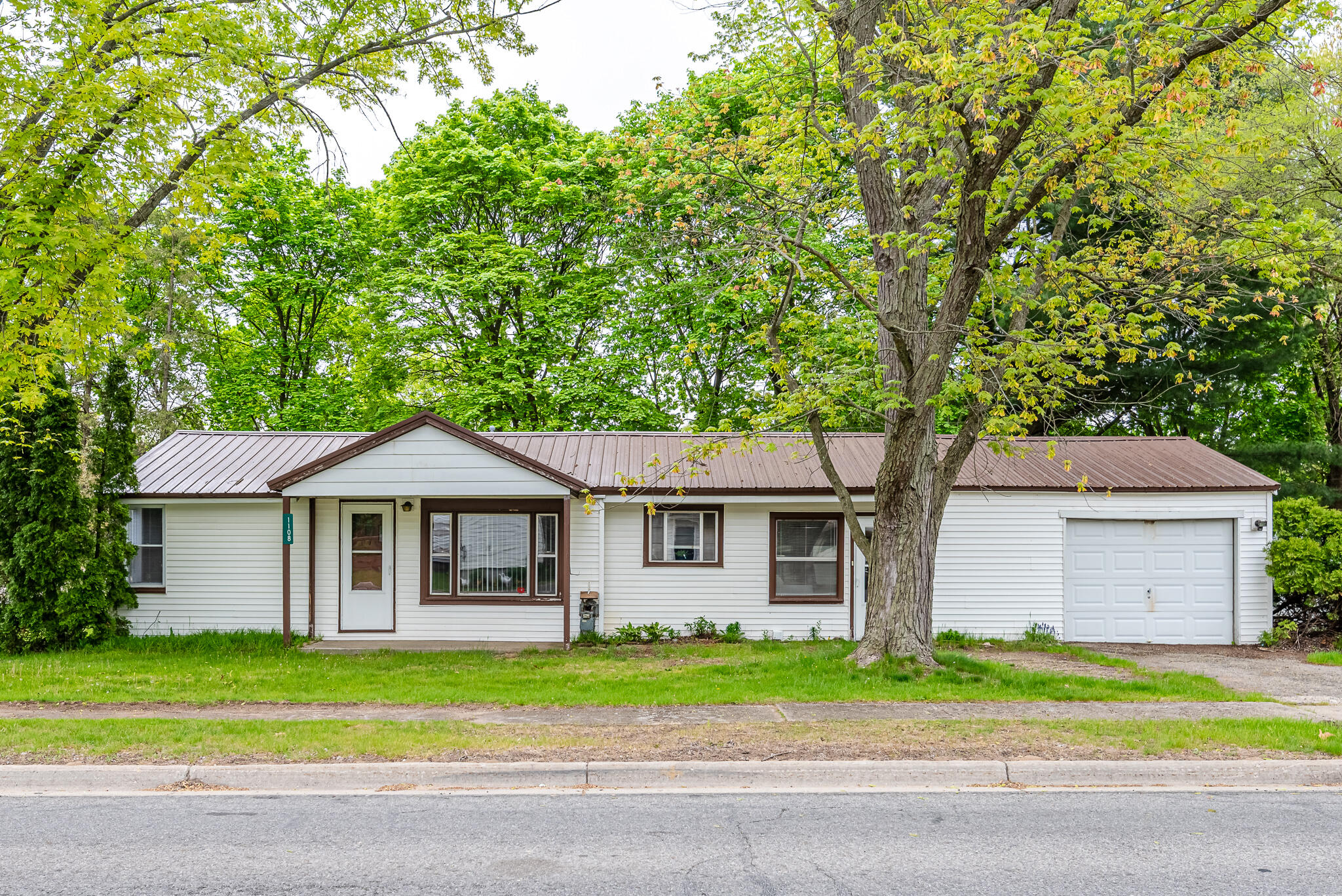 1108 N Walnut Street Property Photo