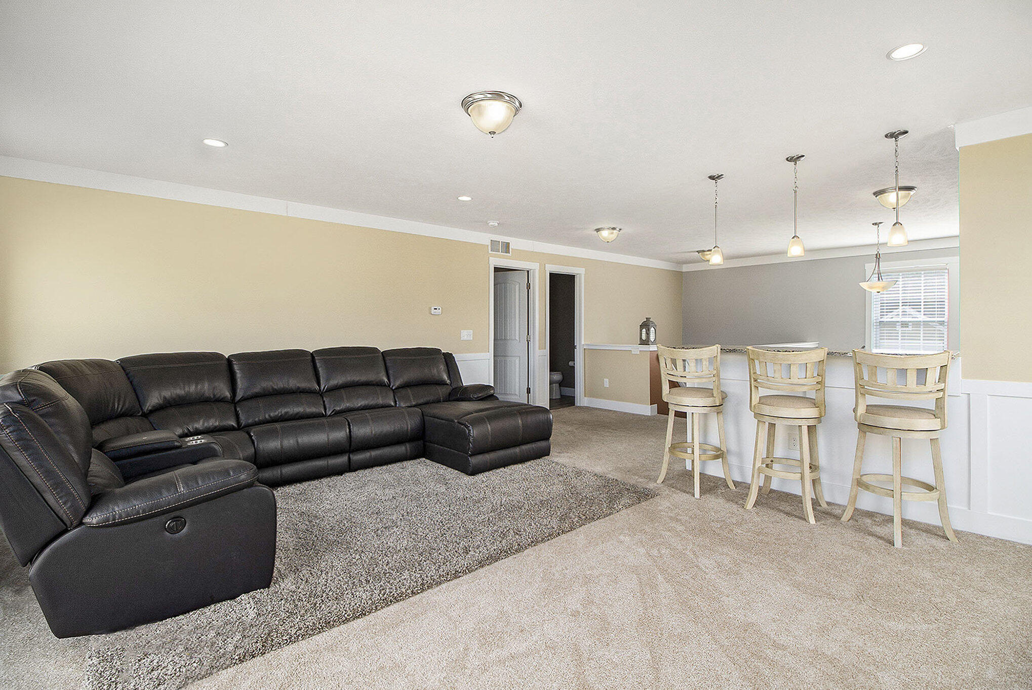 59559 Ravenna Drive Property Photo 4