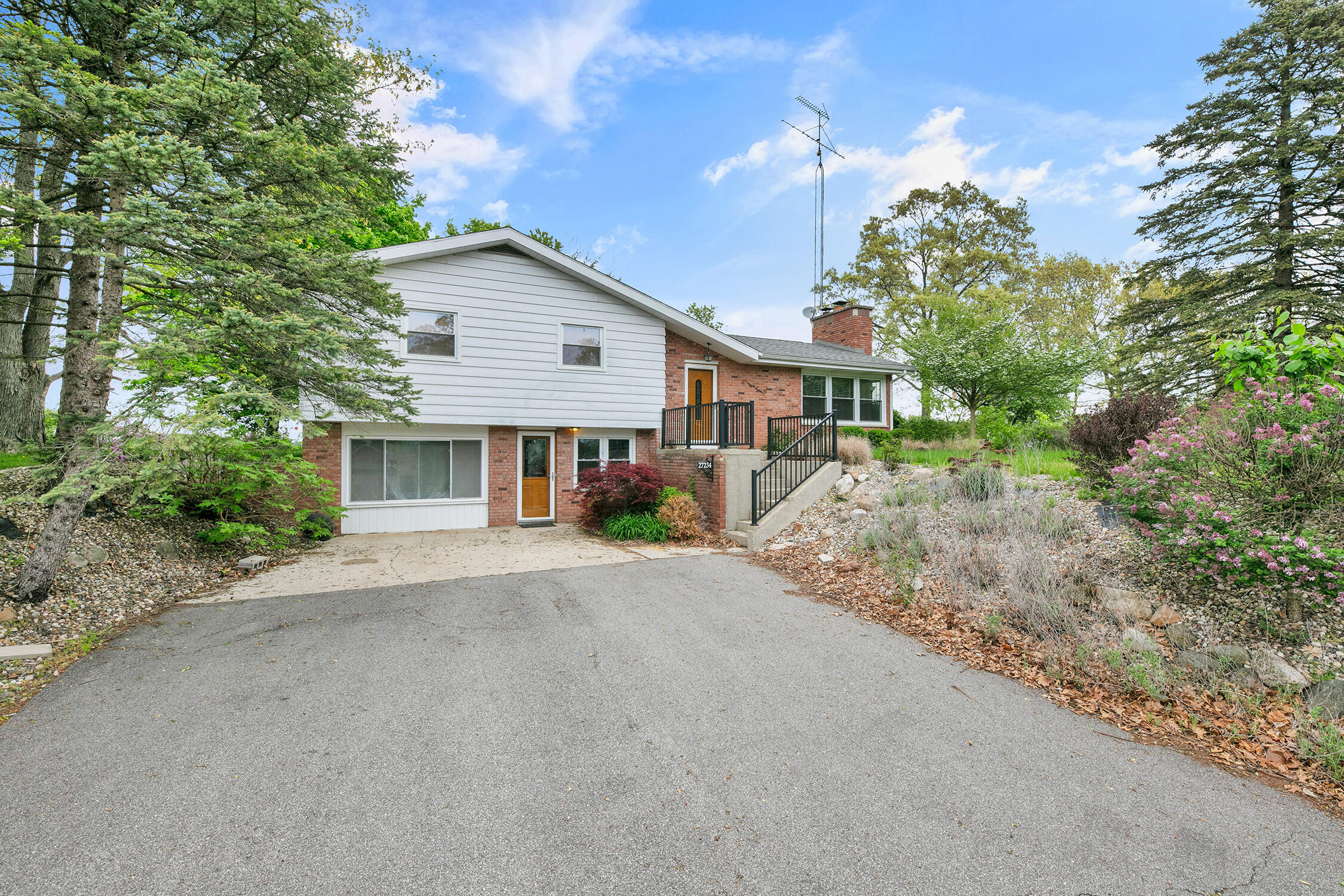27234 Curtis Drive Property Photo 1