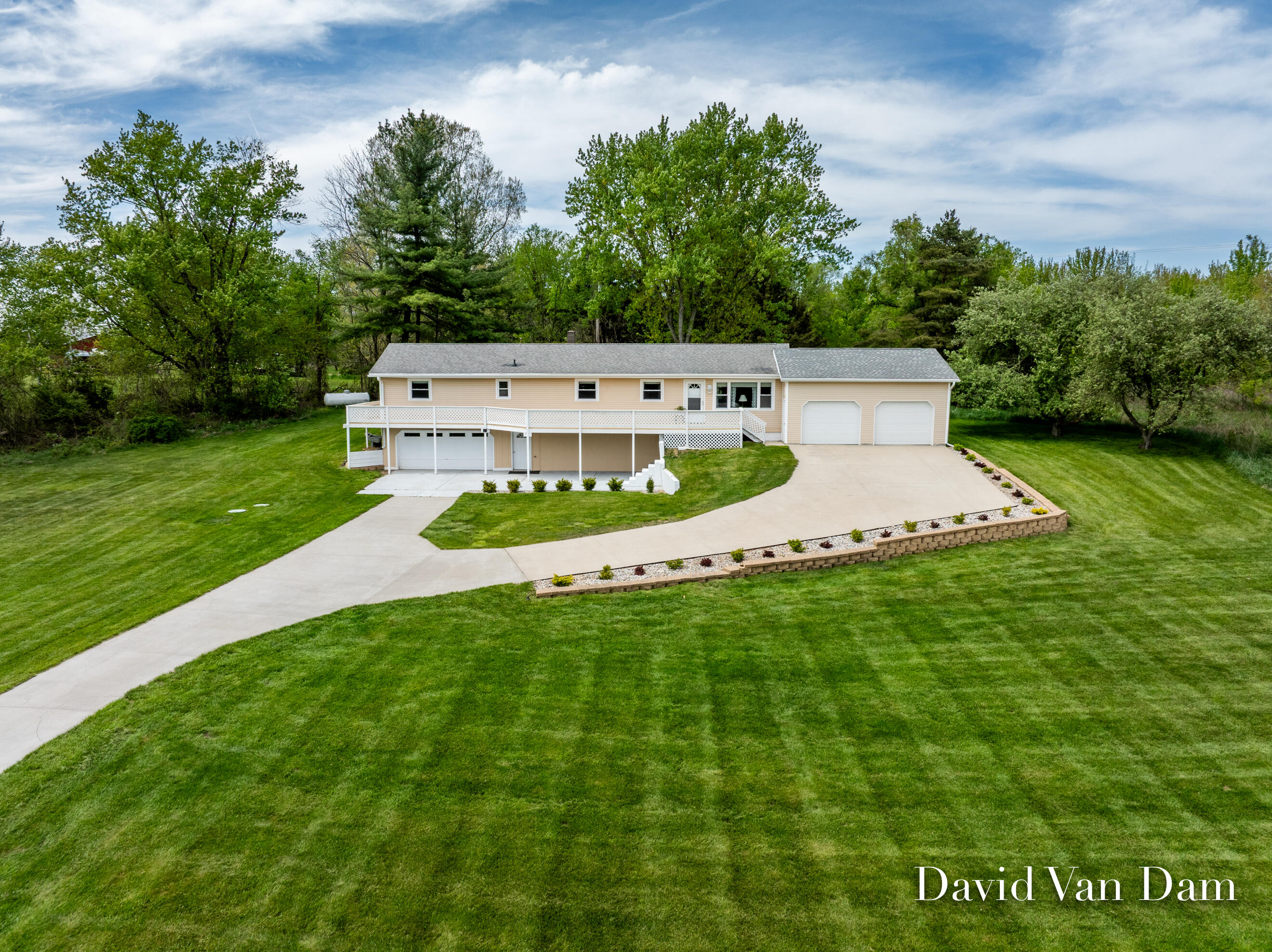 4877 N M 43 Highway Property Photo