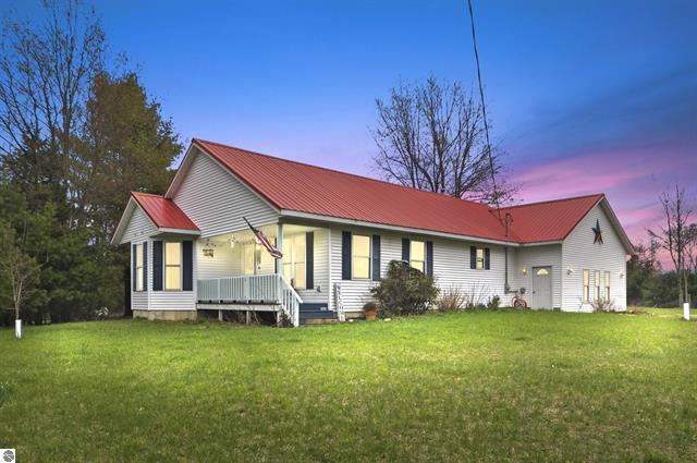 2426 E 48 1/2 Road Property Photo