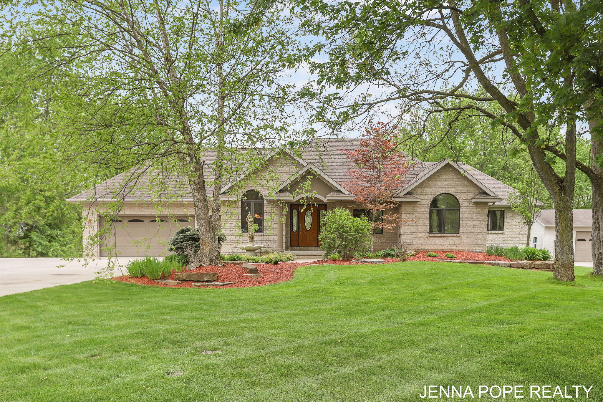 11457 Linden Drive Nw Property Photo