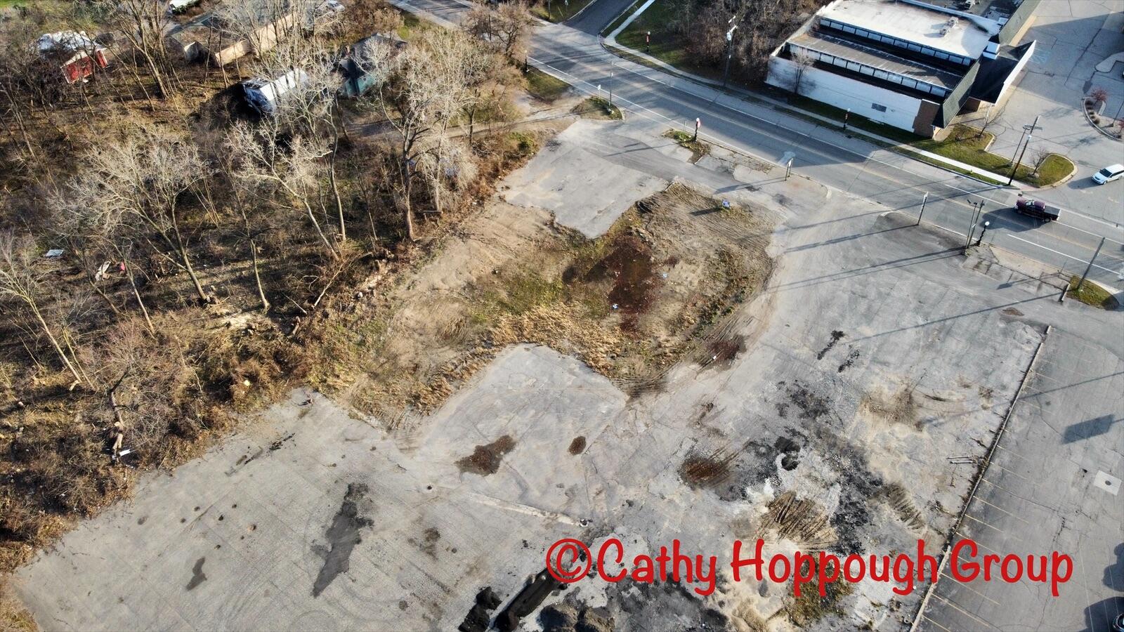 428 W Lincoln Avenue Property Photo 3