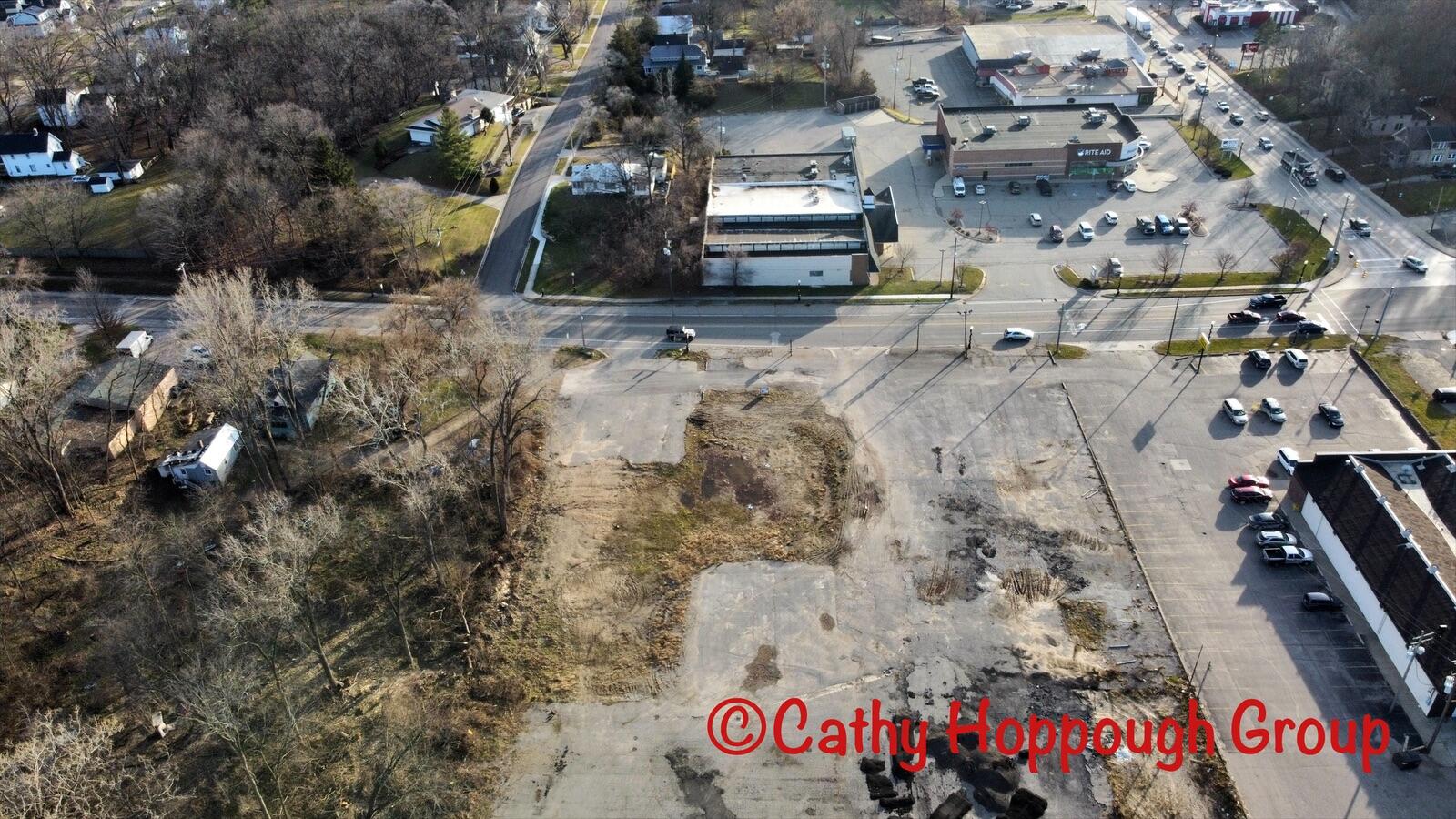 428 W Lincoln Avenue Property Photo 6