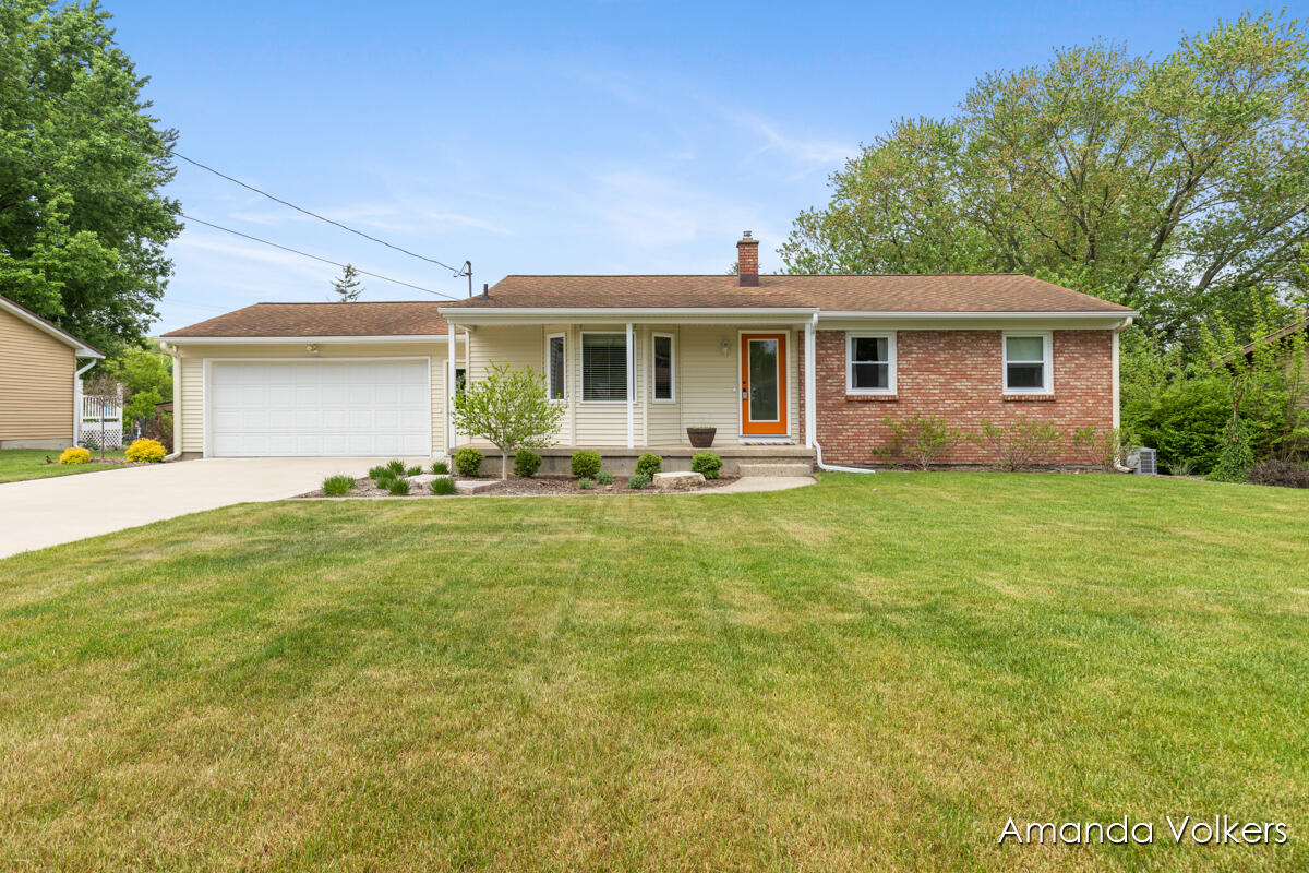 8353 Chesterton Drive Sw Property Photo 1