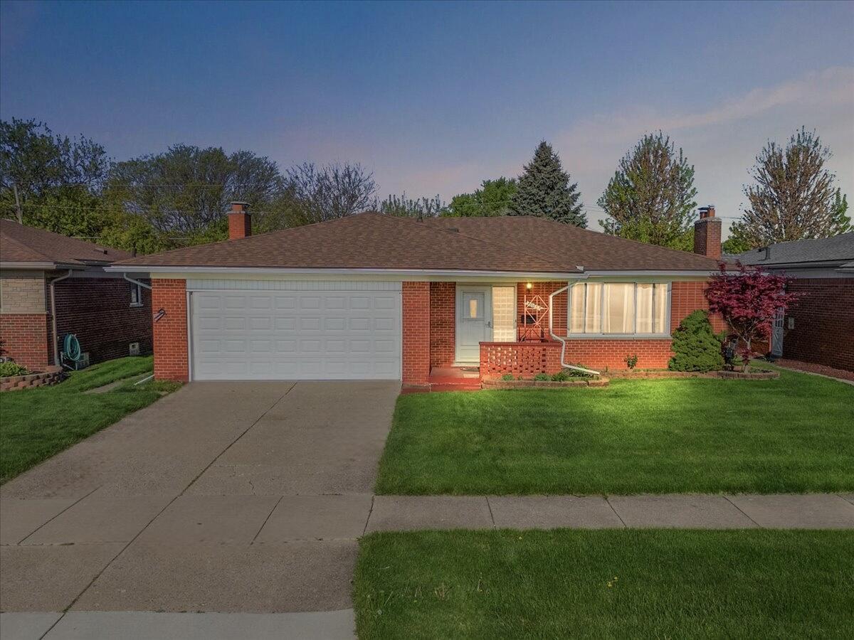 30657 Moulin Avenue Property Photo