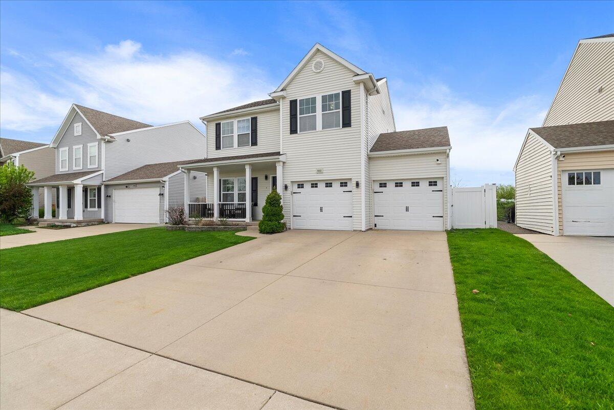 5922 Sable Ridge Drive Se Property Photo 3
