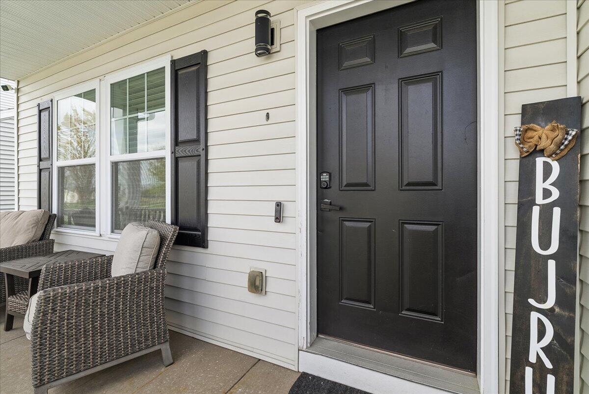 5922 Sable Ridge Drive Se Property Photo 4