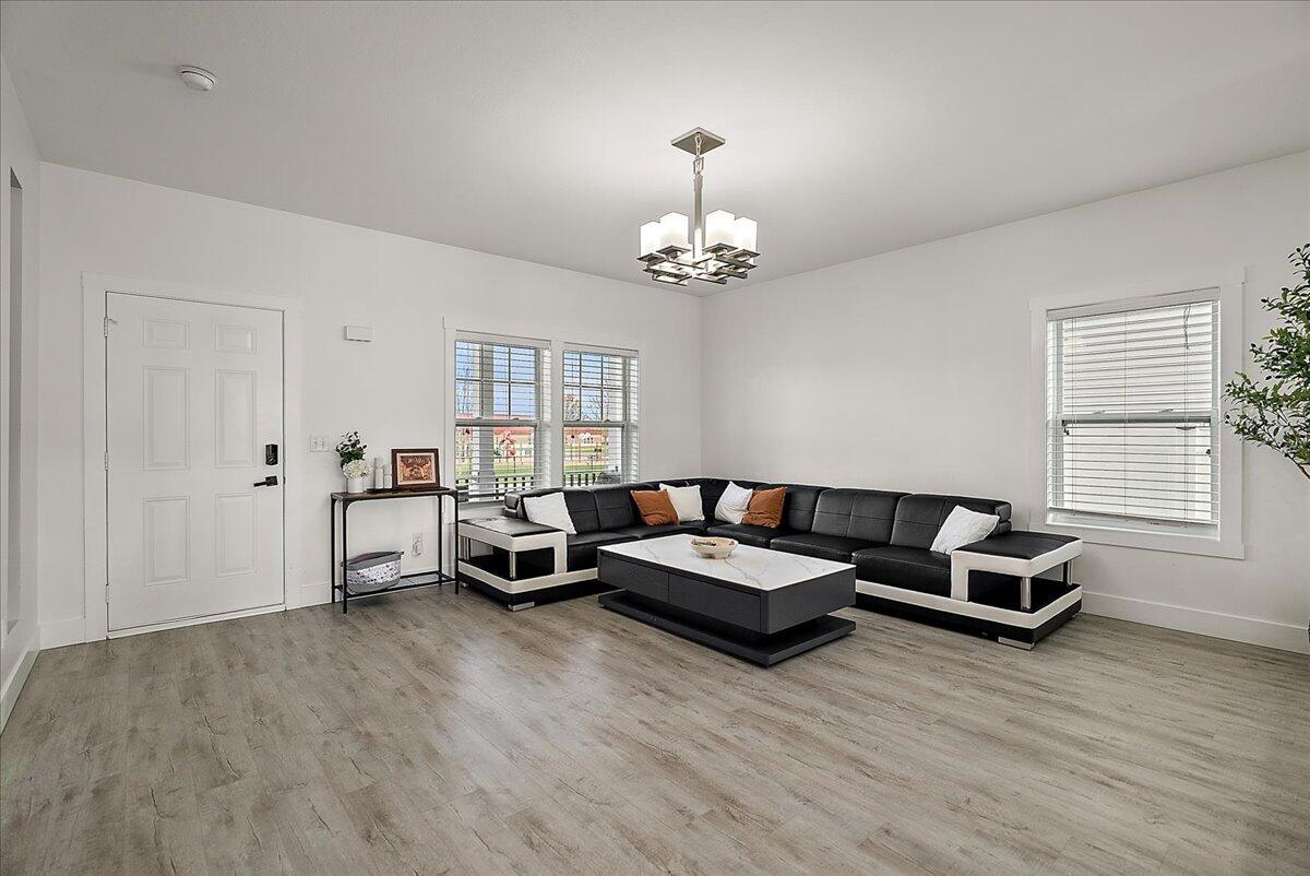 5922 Sable Ridge Drive Se Property Photo 15
