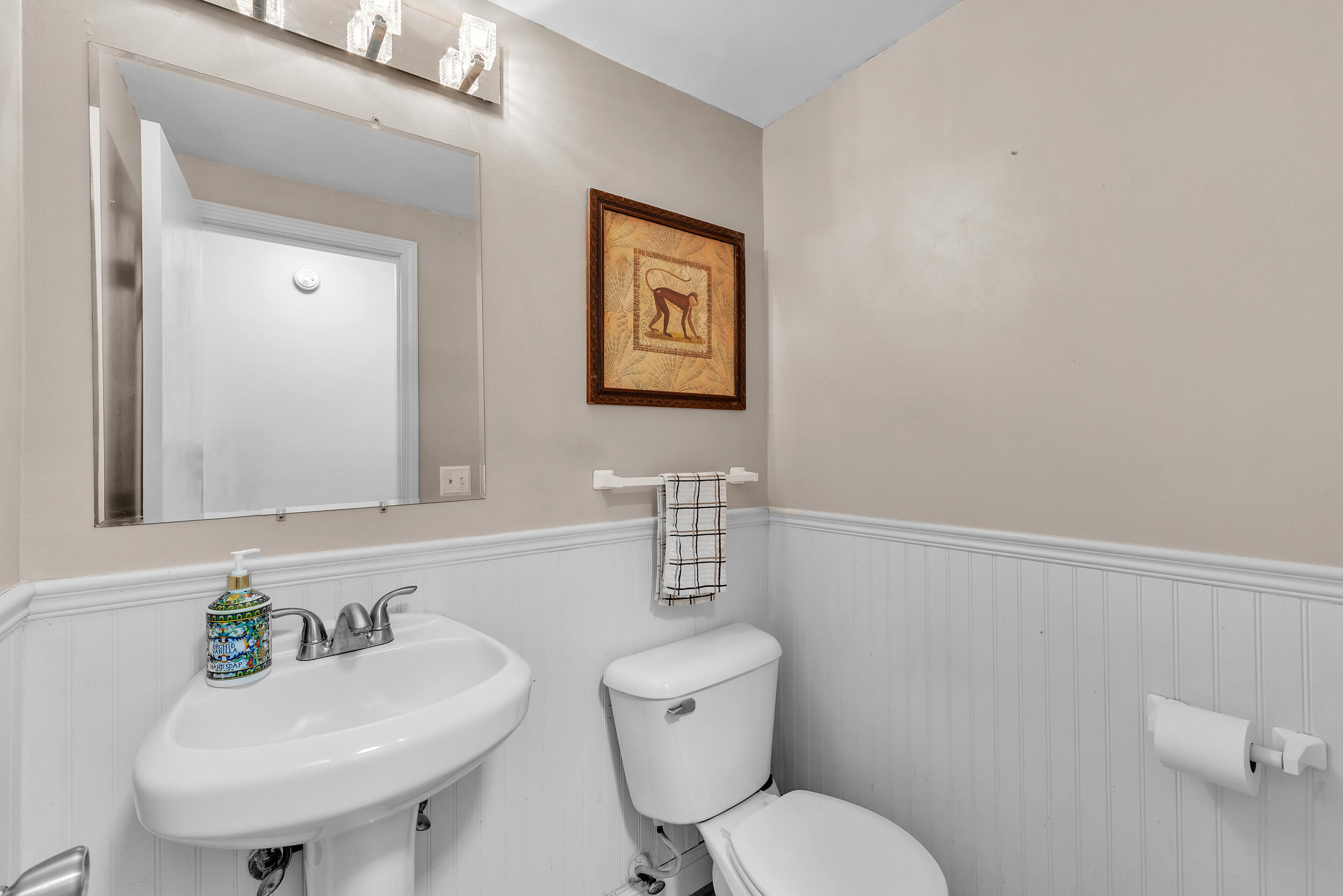6550 Avon Drive Property Photo 21