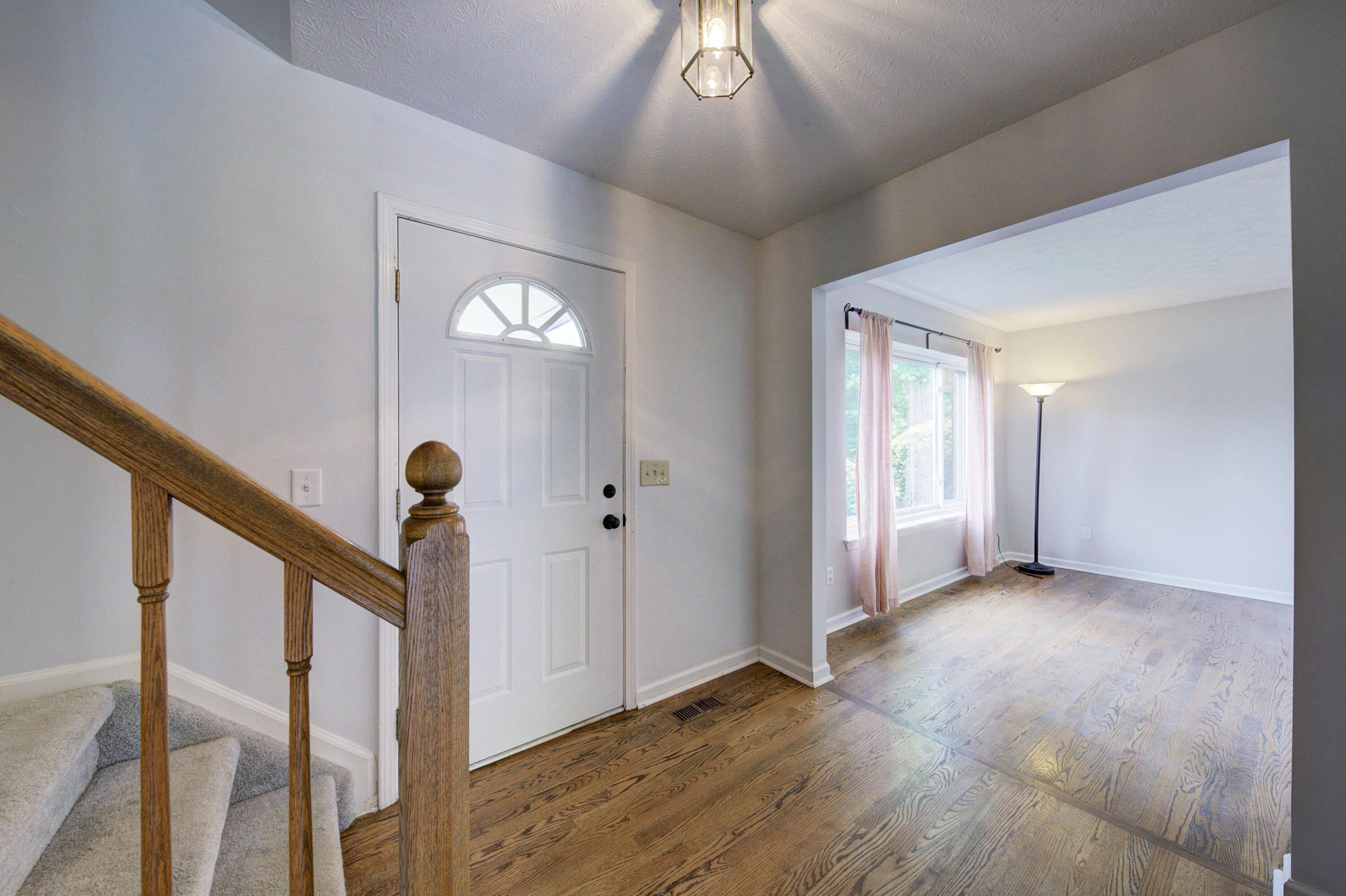 11094 Shadow Woods Lane Property Photo 8