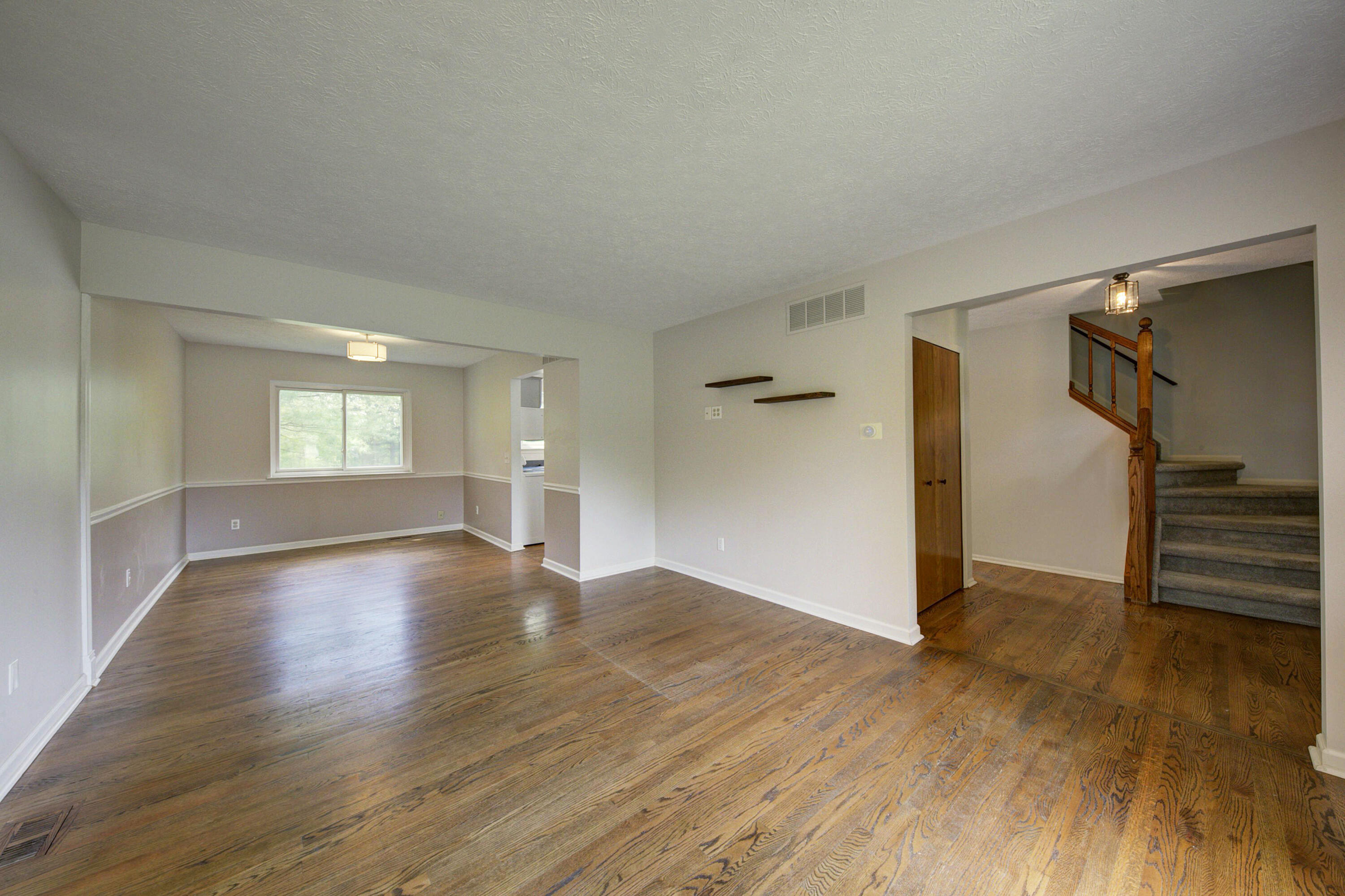 11094 Shadow Woods Lane Property Photo 10