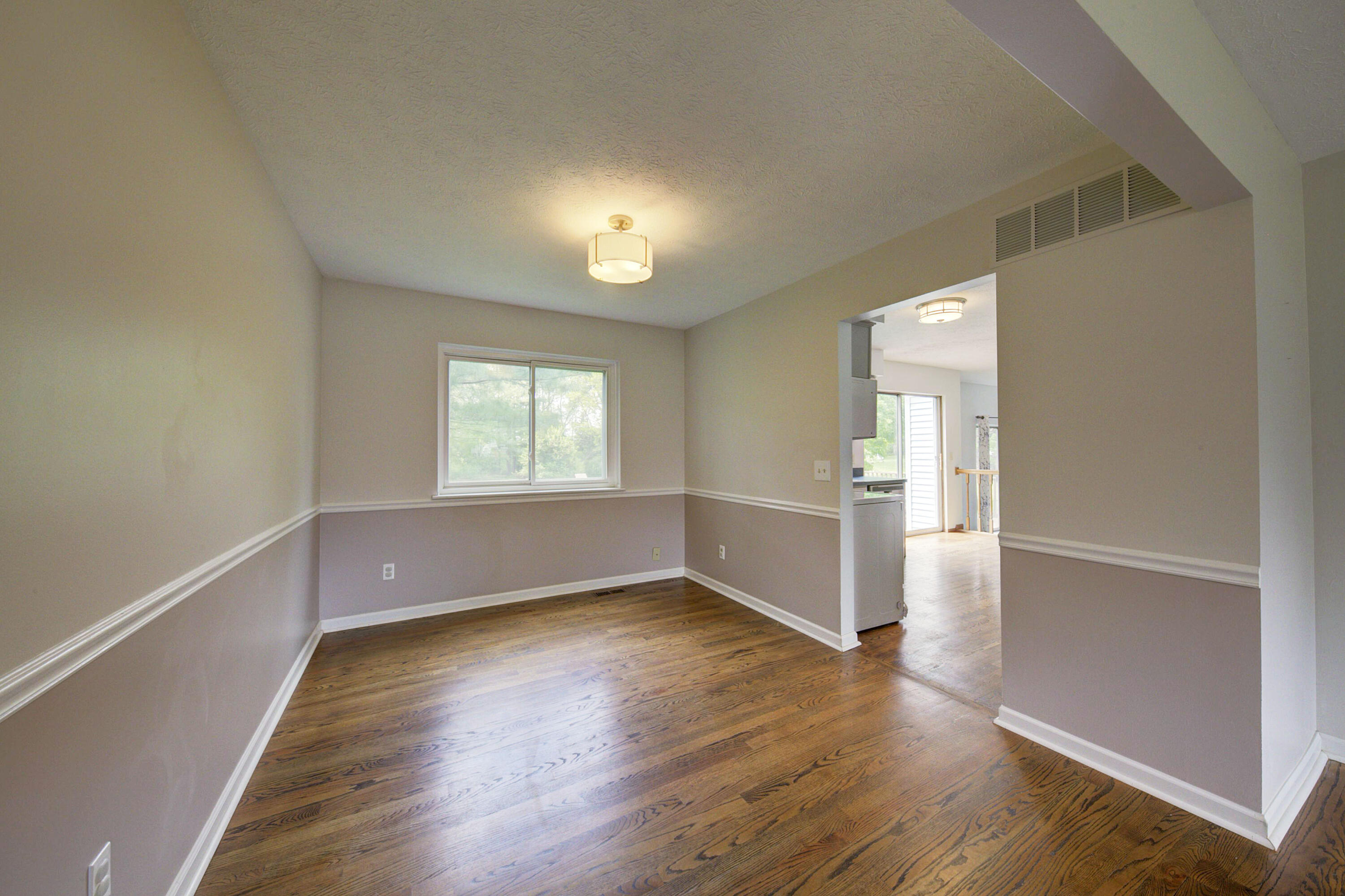 11094 Shadow Woods Lane Property Photo 11
