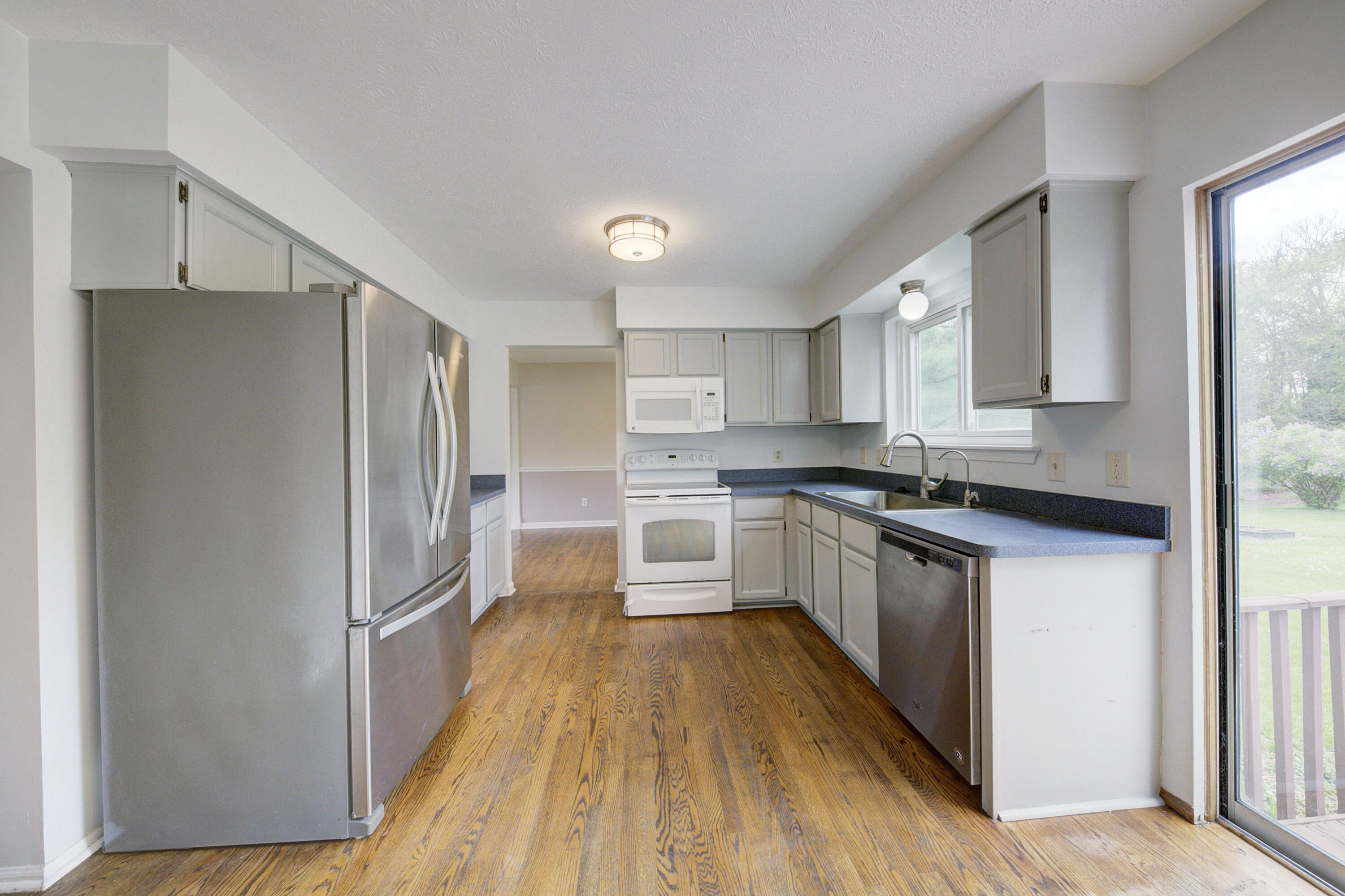 11094 Shadow Woods Lane Property Photo 14