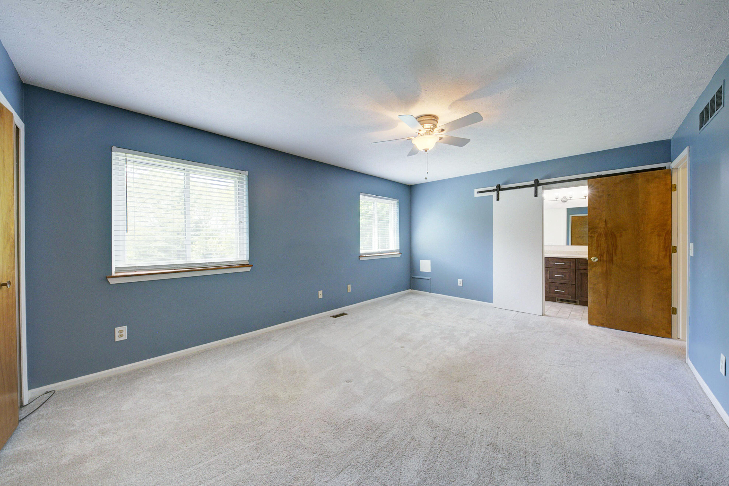 11094 Shadow Woods Lane Property Photo 31