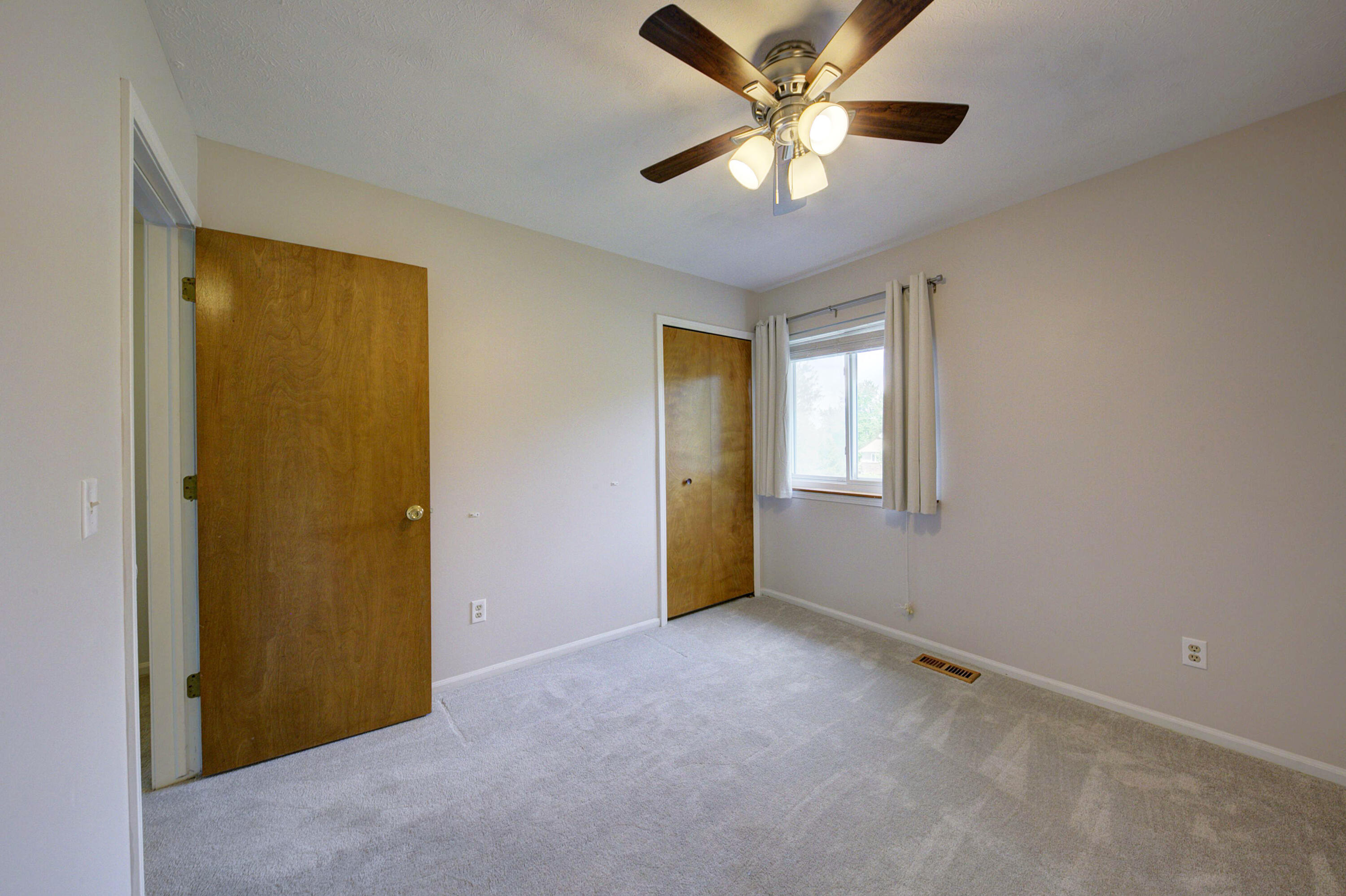 11094 Shadow Woods Lane Property Photo 37