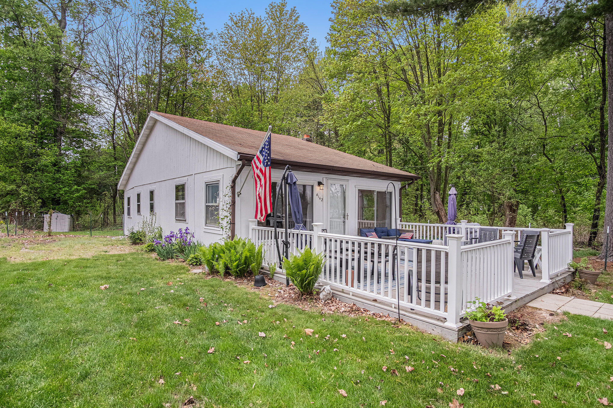 4142 Fogeson Drive Property Photo 1