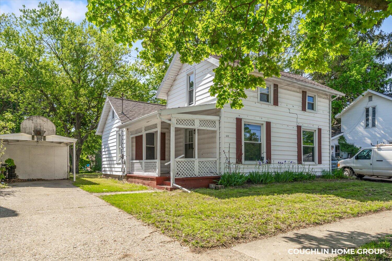 610 S Park Street Property Photo