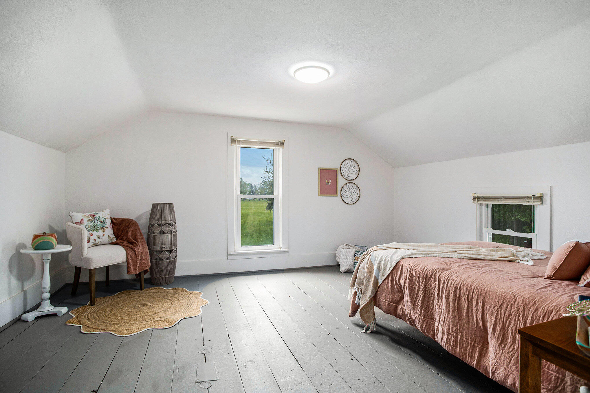 634 E Chicago Street Property Photo 21