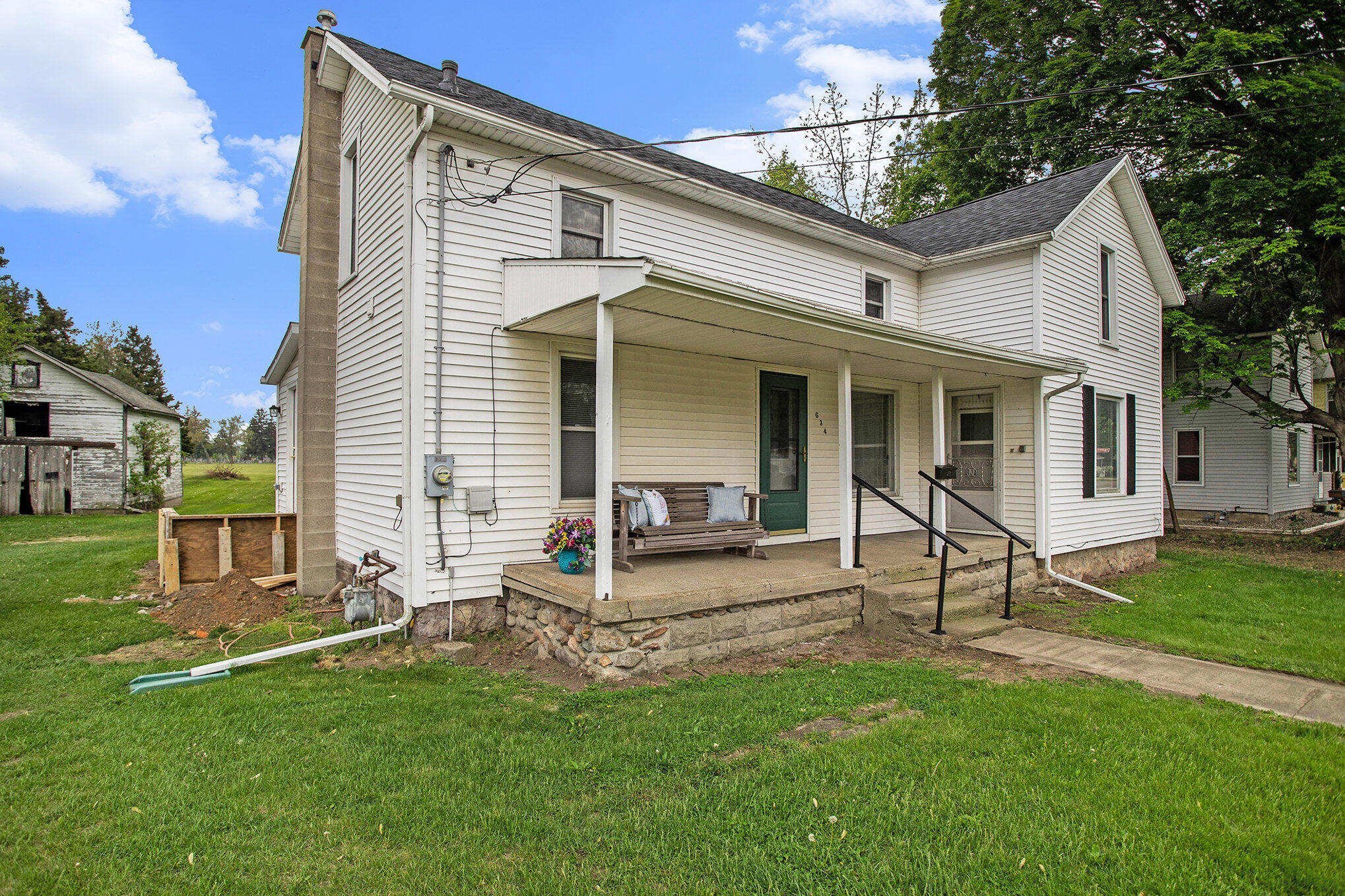 634 E Chicago Street Property Photo 26