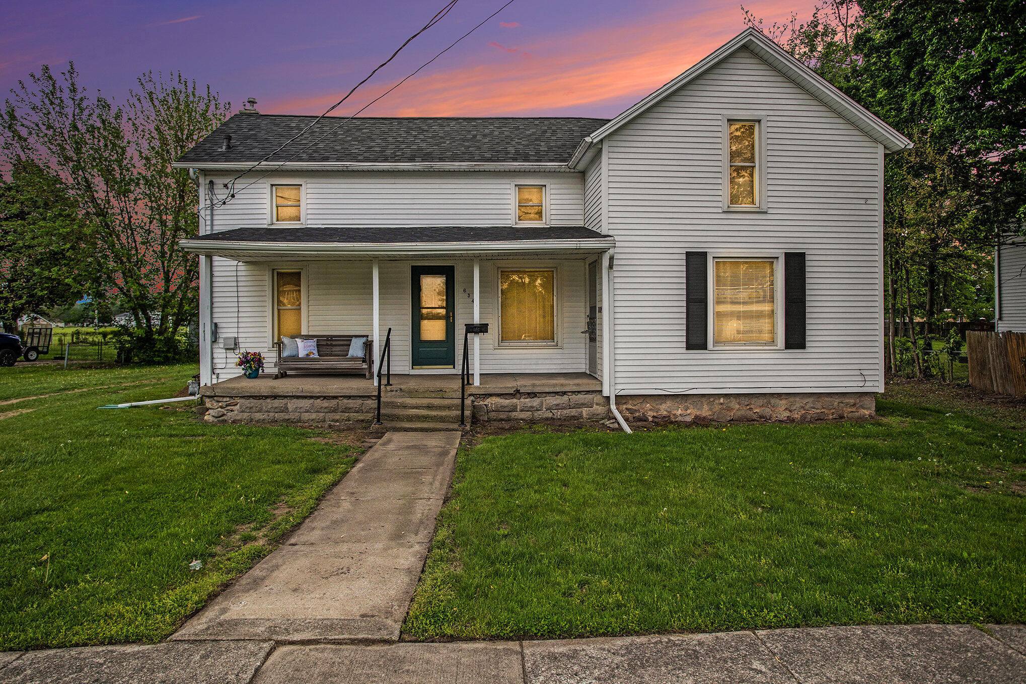 634 E Chicago Street Property Photo 27