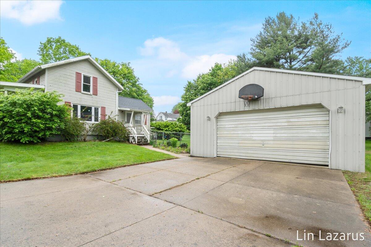 442 S East Street Property Photo