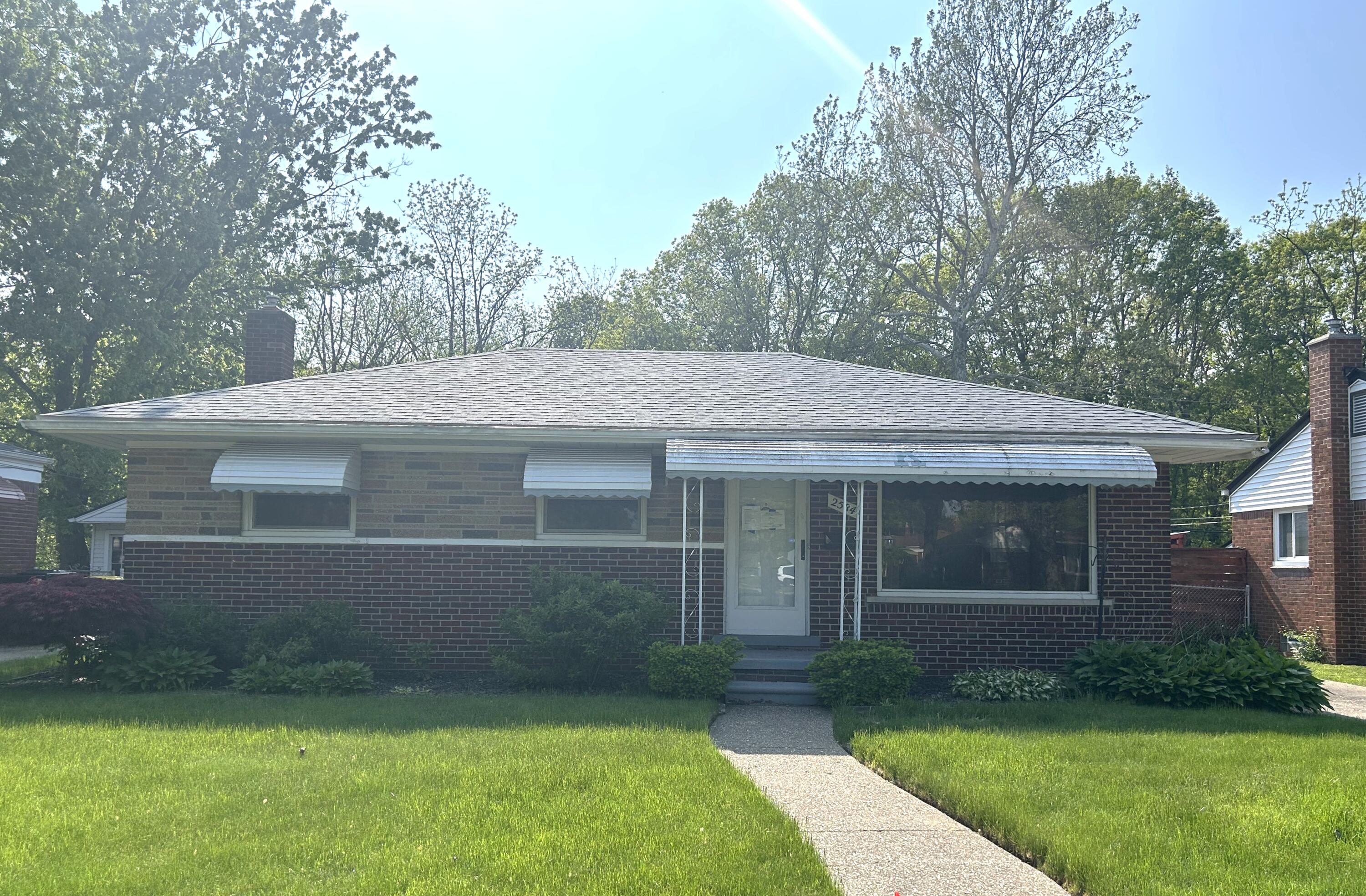 2584 Longmeadow Drive