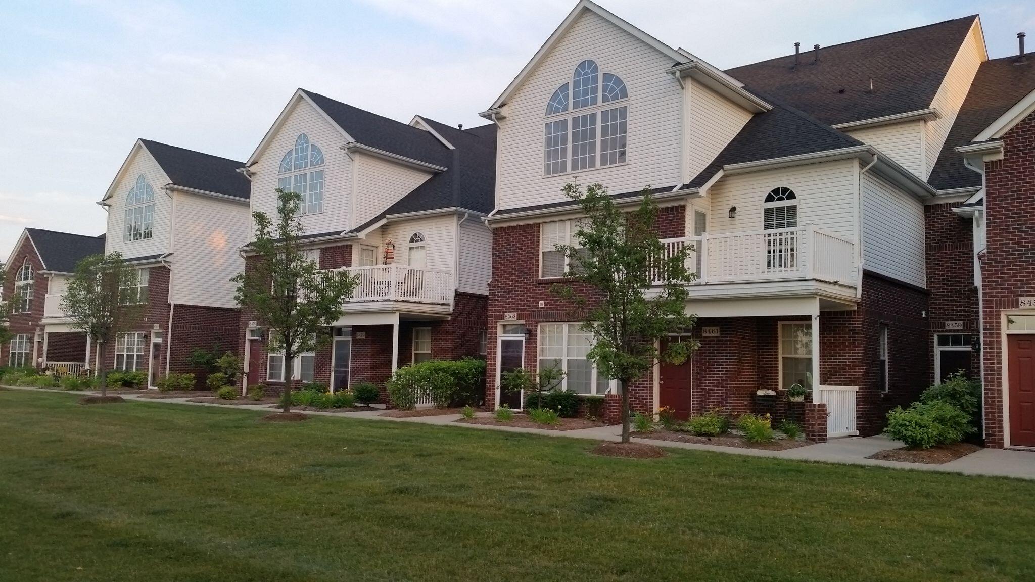8471 Towne Center Circle Property Photo 1