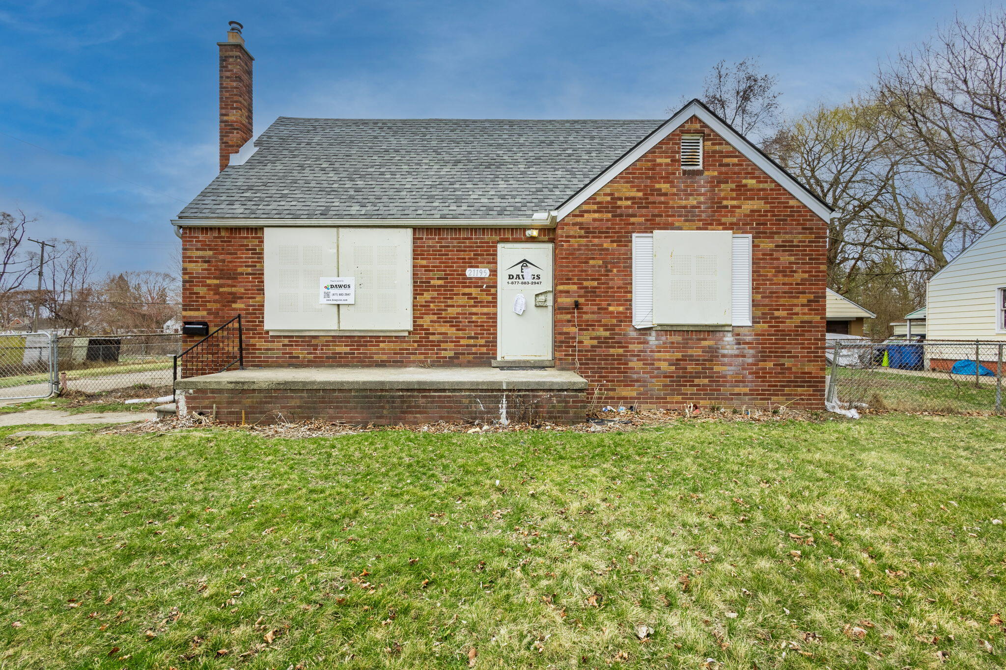 21195 Behrendt Avenue Property Photo 1