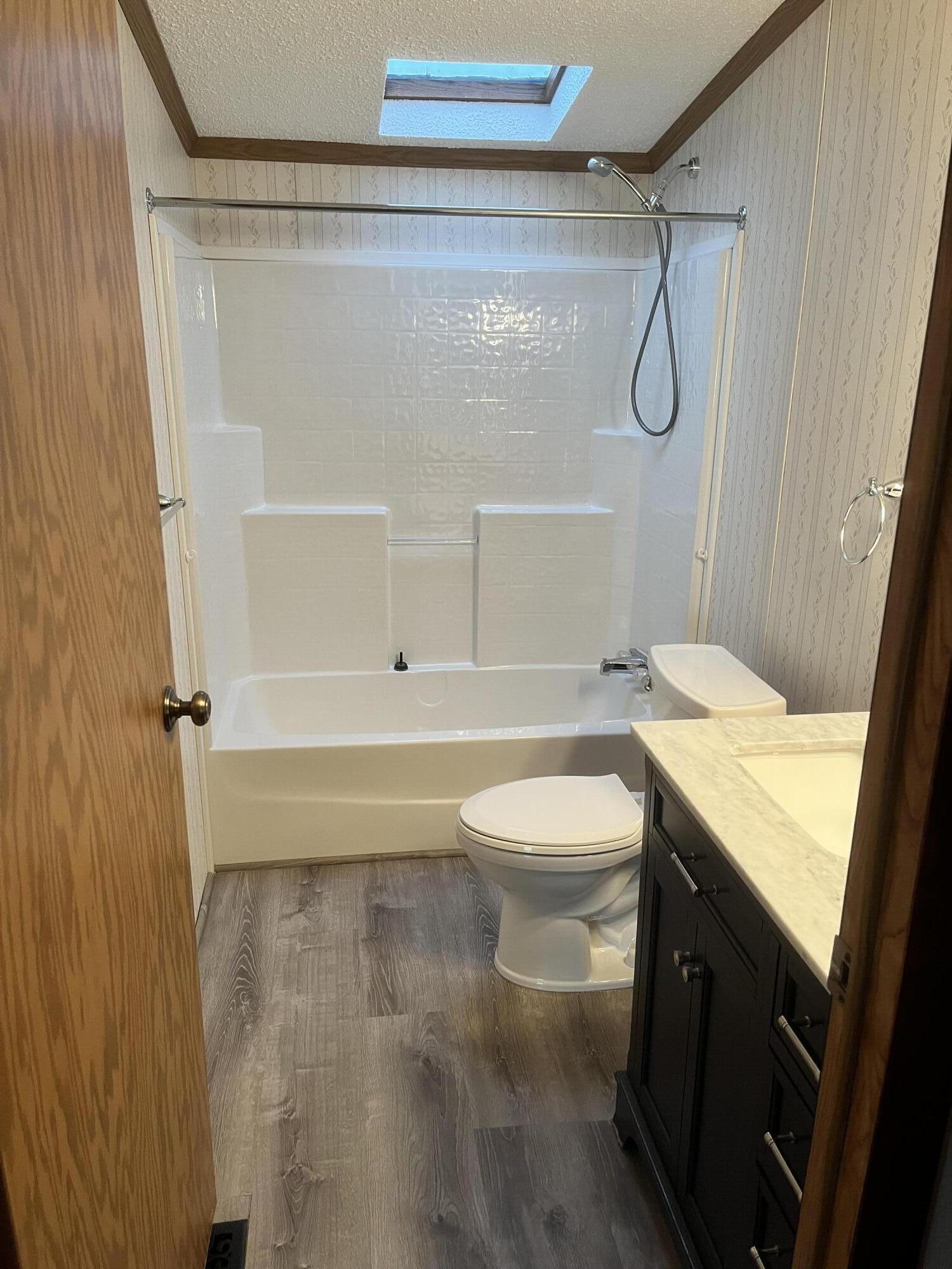 3048 Vineland Avenue Property Photo 5
