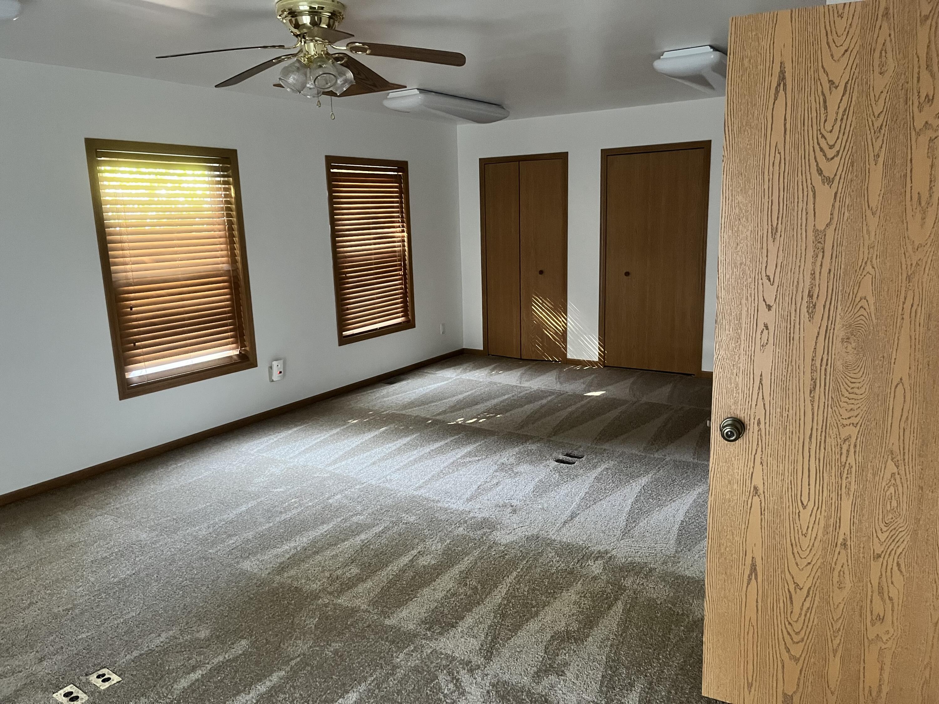 3048 Vineland Avenue Property Photo 7