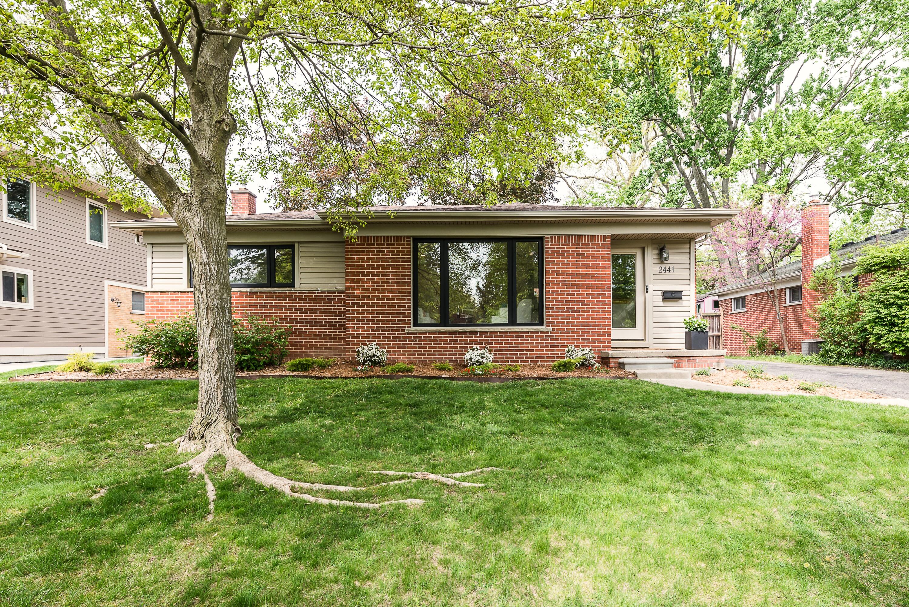 2441 Nottingham Road Property Photo