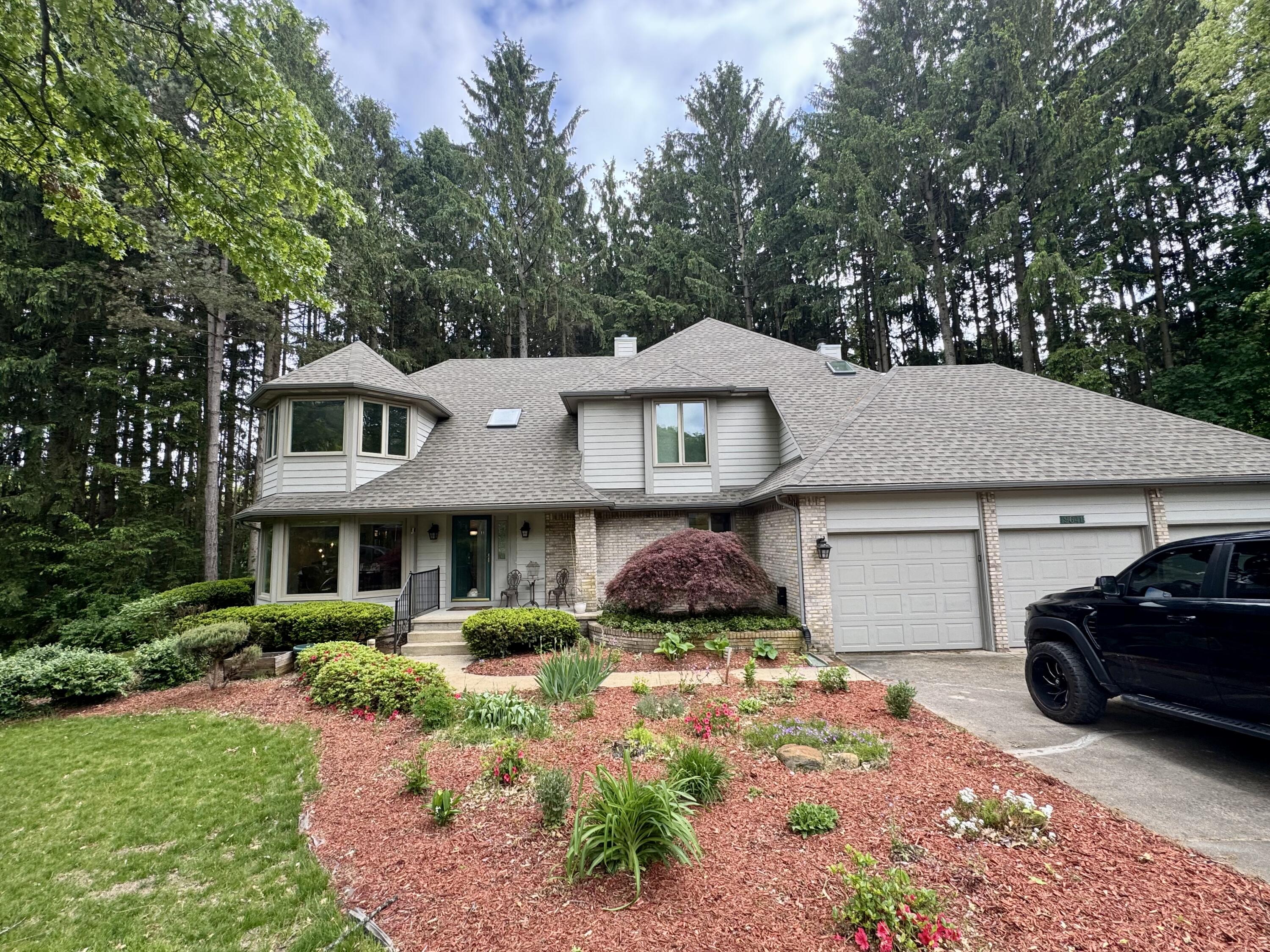 9641 Rolling Greens Drive Property Photo