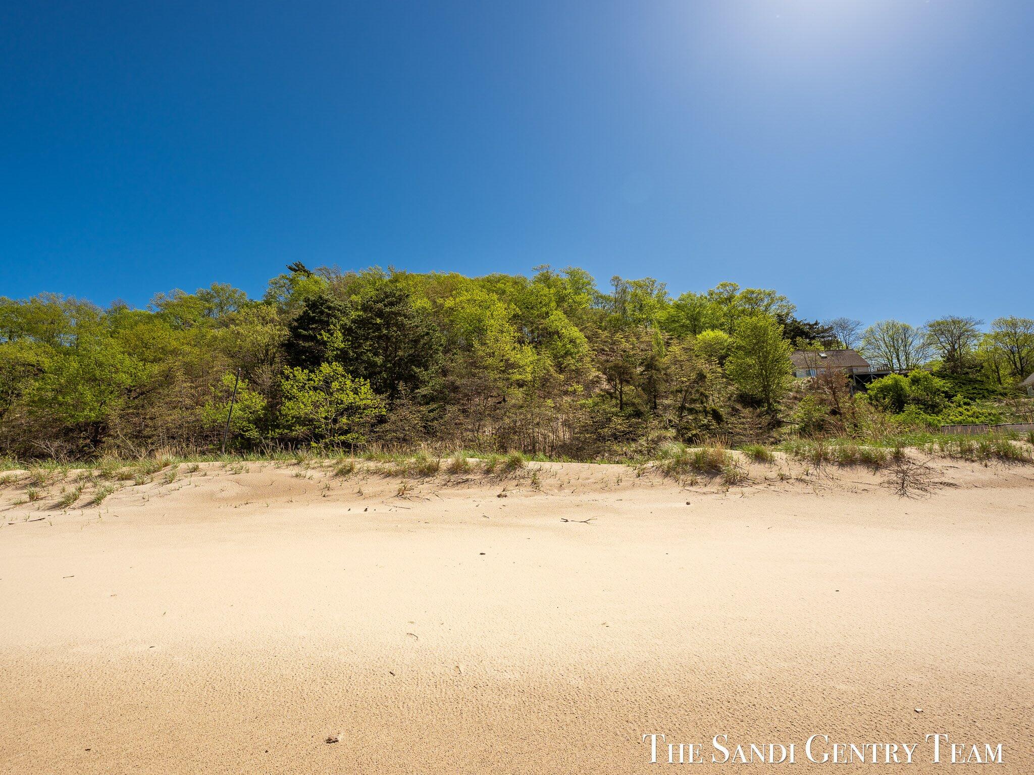 18111 Ridge Drive Property Photo 5