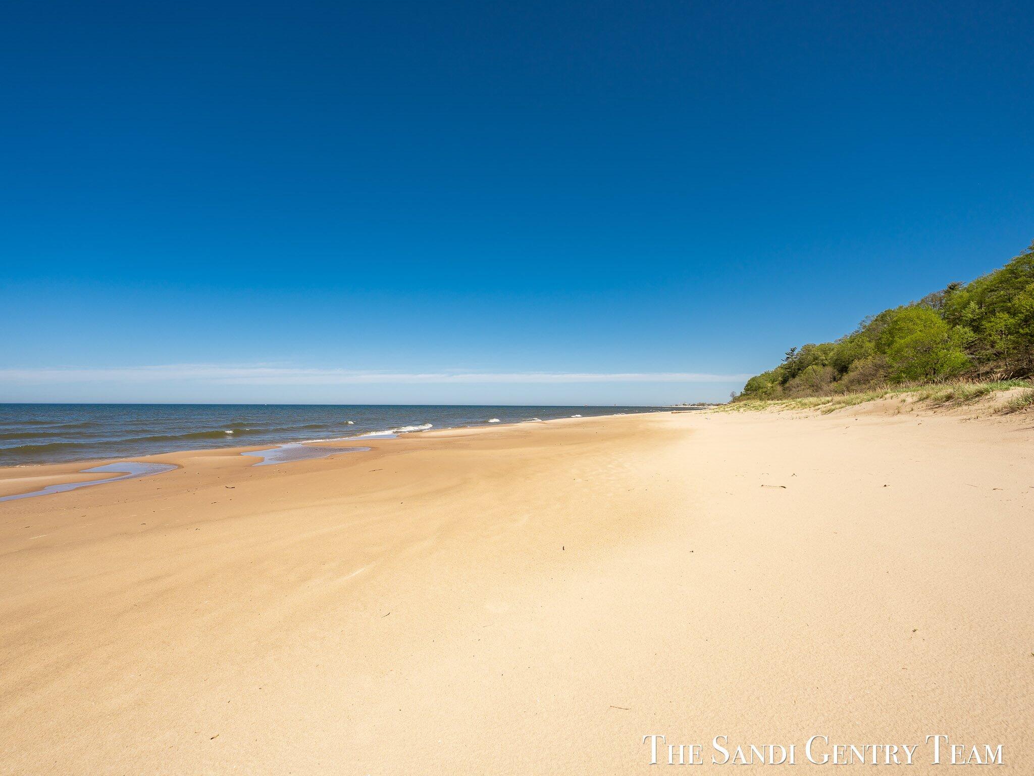 18111 Ridge Drive Property Photo 7