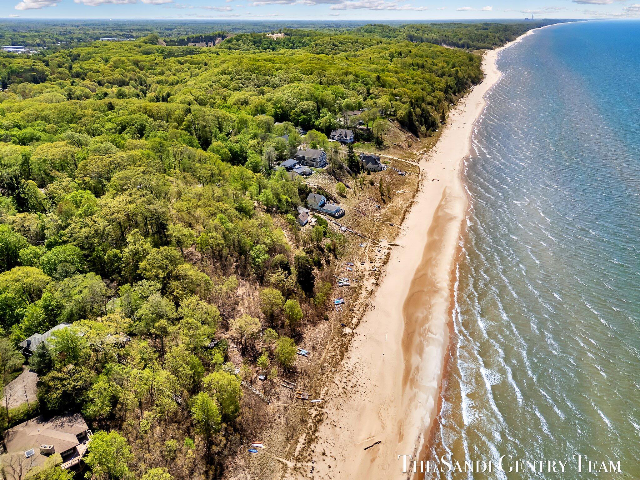 18111 Ridge Drive Property Photo 10