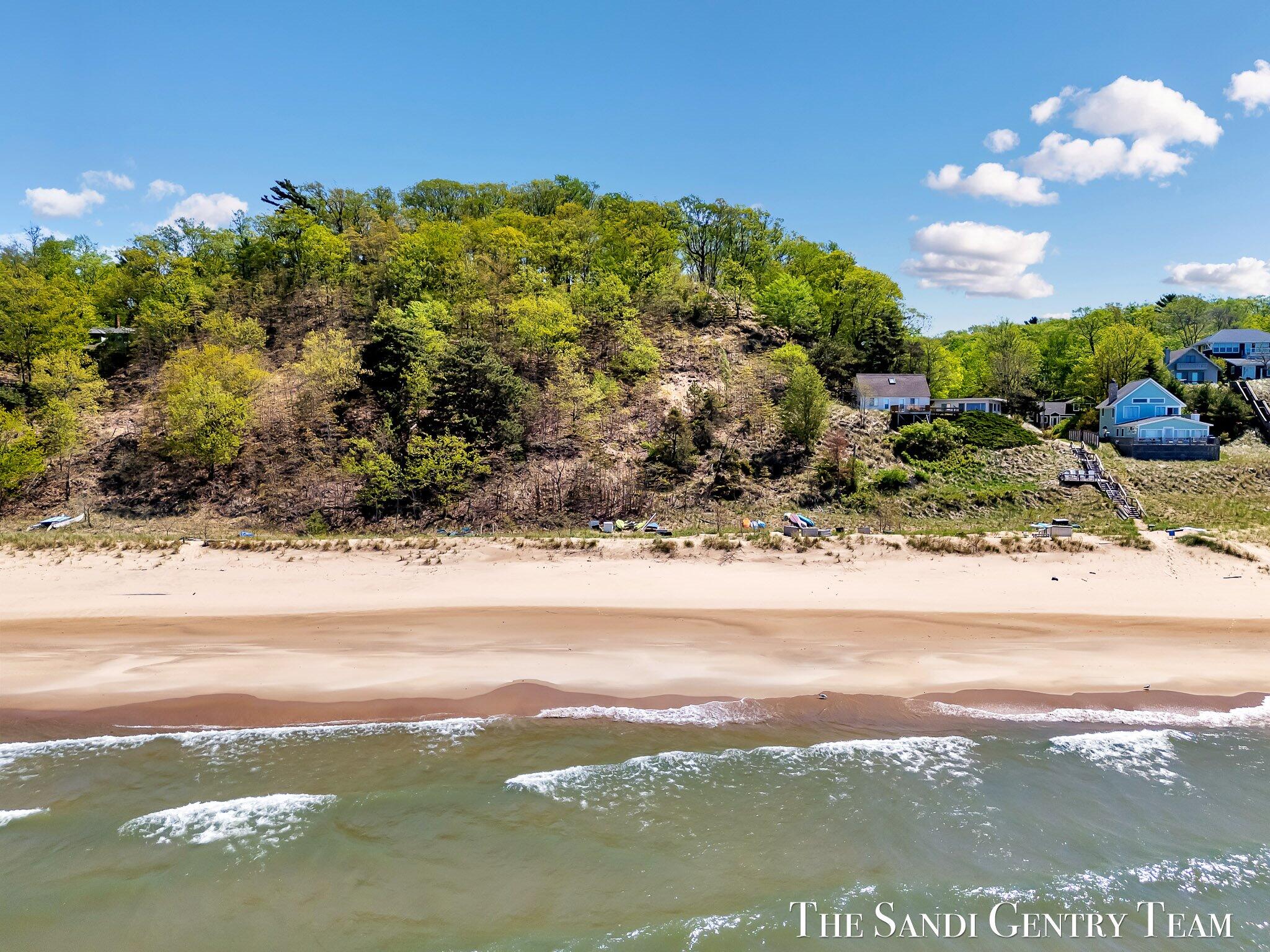 18111 Ridge Drive Property Photo 12