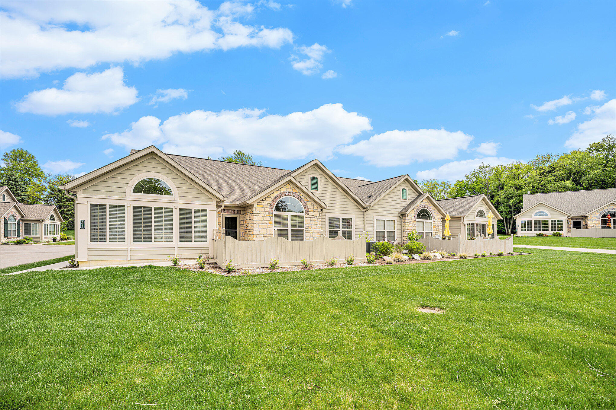 2615 Bluestone Circle Property Photo 1