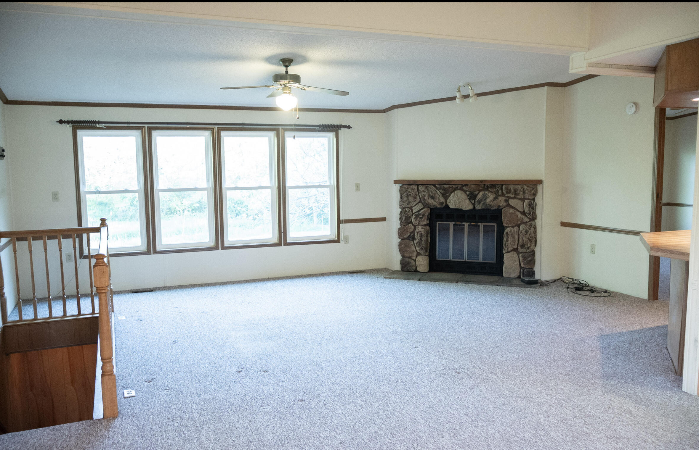 6340 Warren Woods Road Property Photo 3