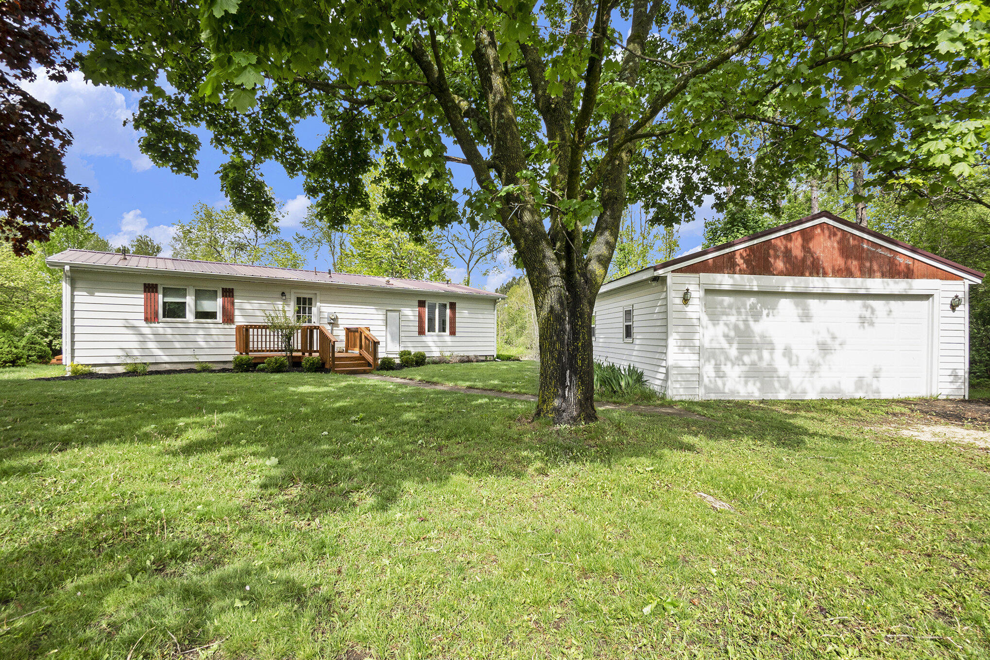 1862 19 Mile Road Road Property Photo 1