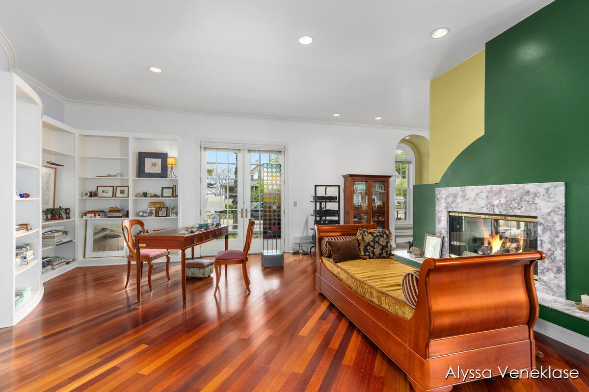 404 N Shore Drive Property Photo 16