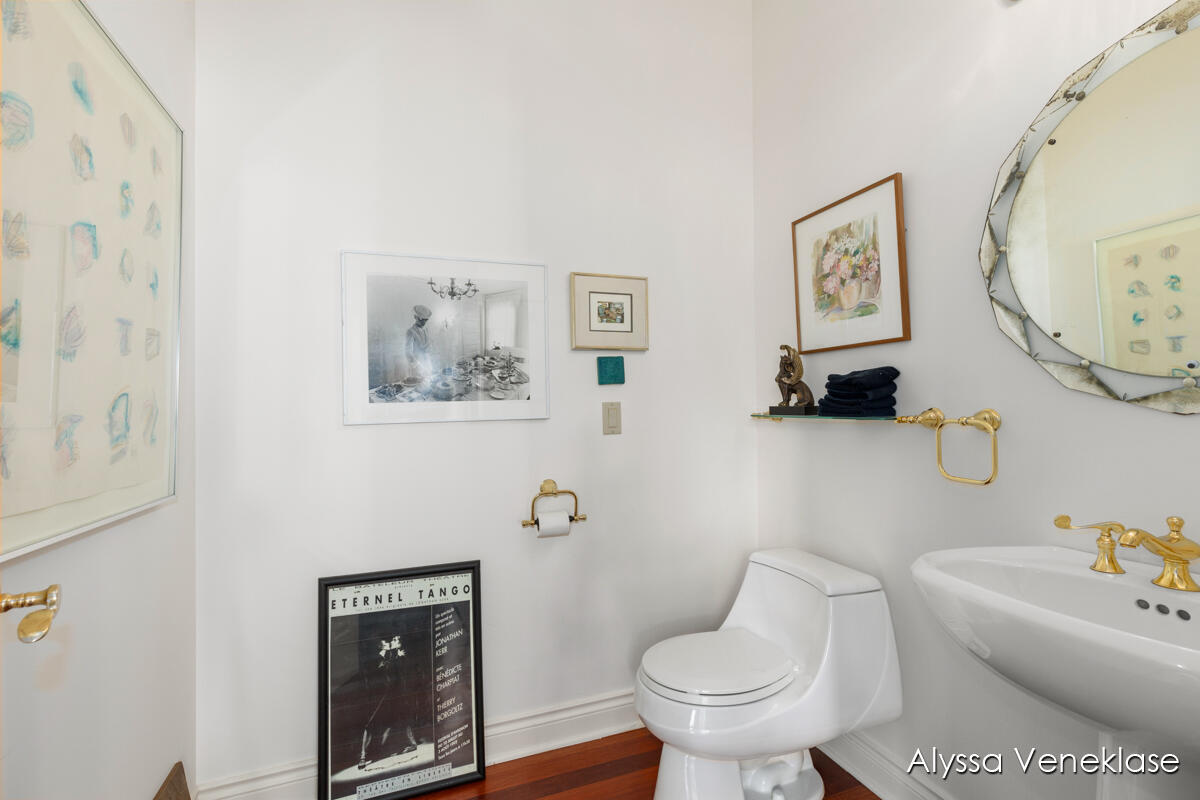 404 N Shore Drive Property Photo 19