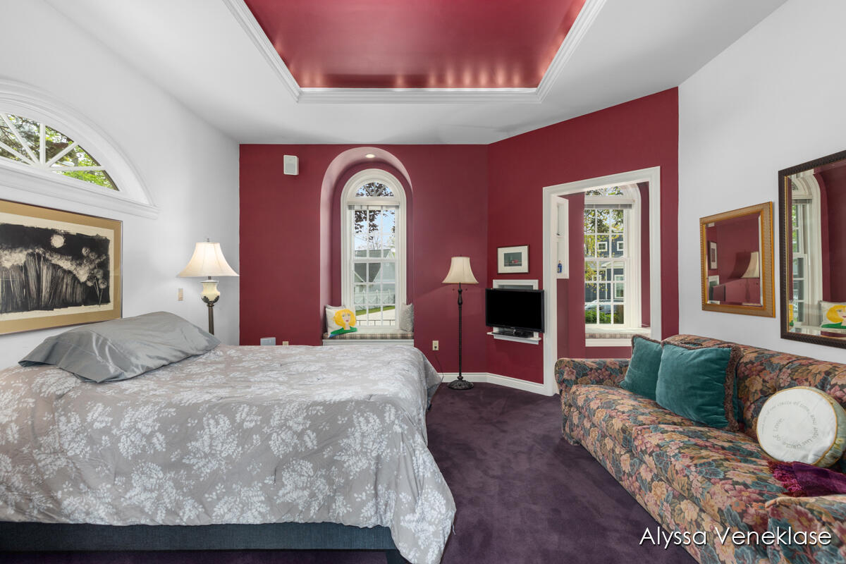 404 N Shore Drive Property Photo 20
