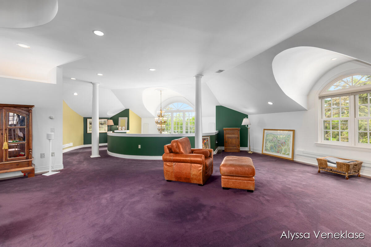 404 N Shore Drive Property Photo 25