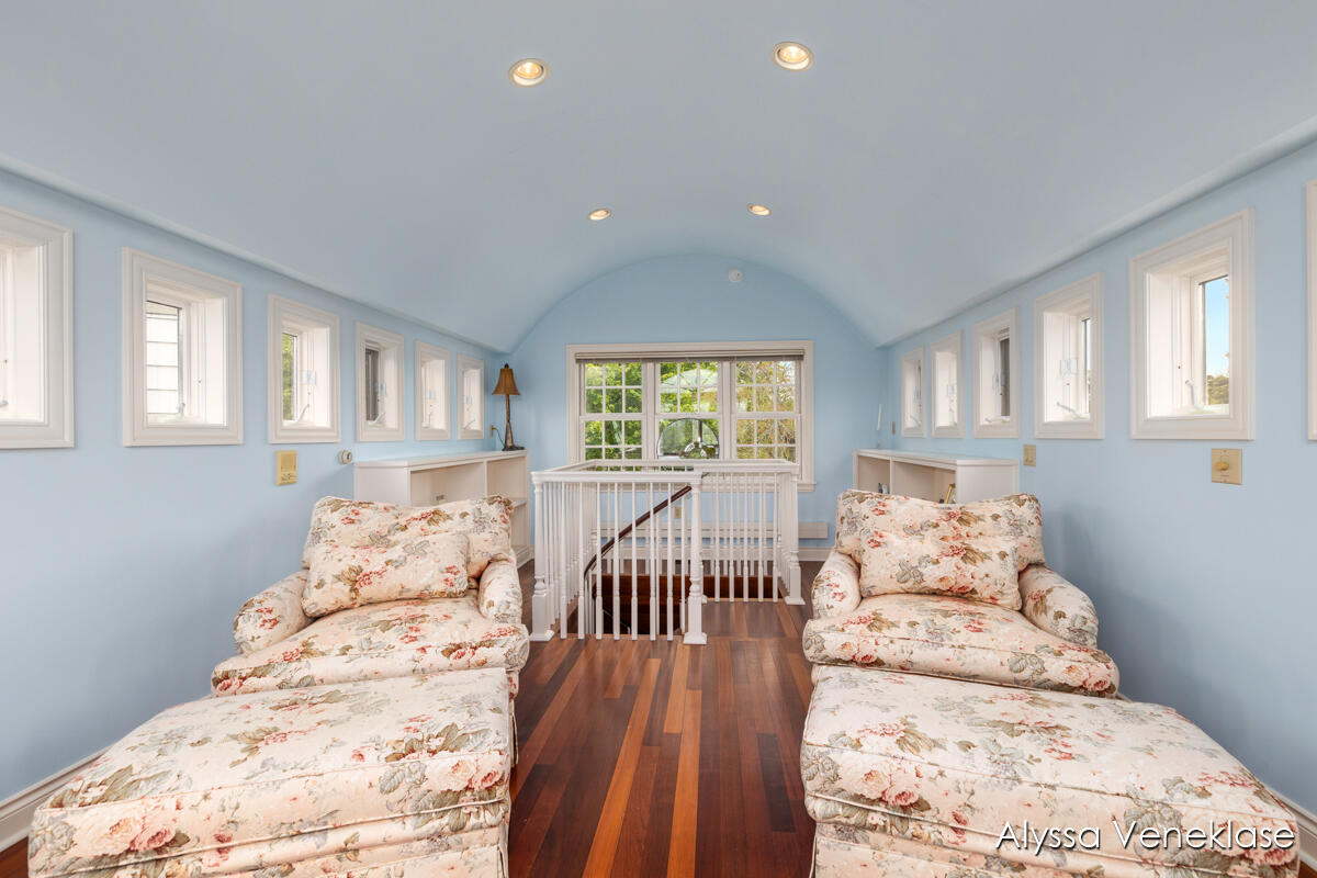 404 N Shore Drive Property Photo 35
