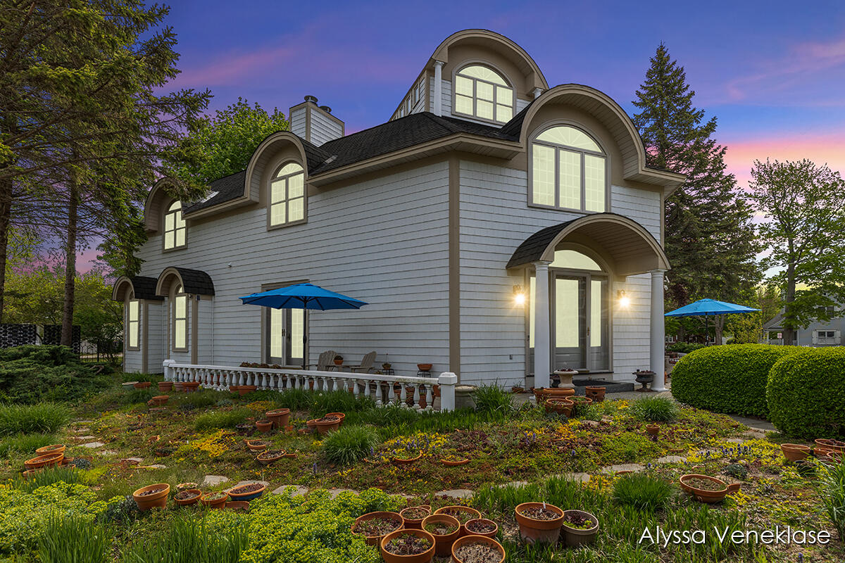 404 N Shore Drive Property Photo 38