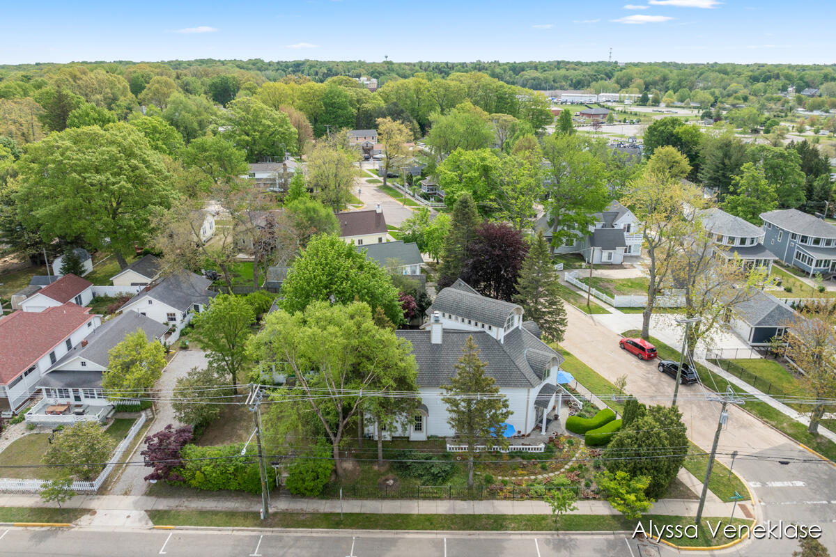 404 N Shore Drive Property Photo 39