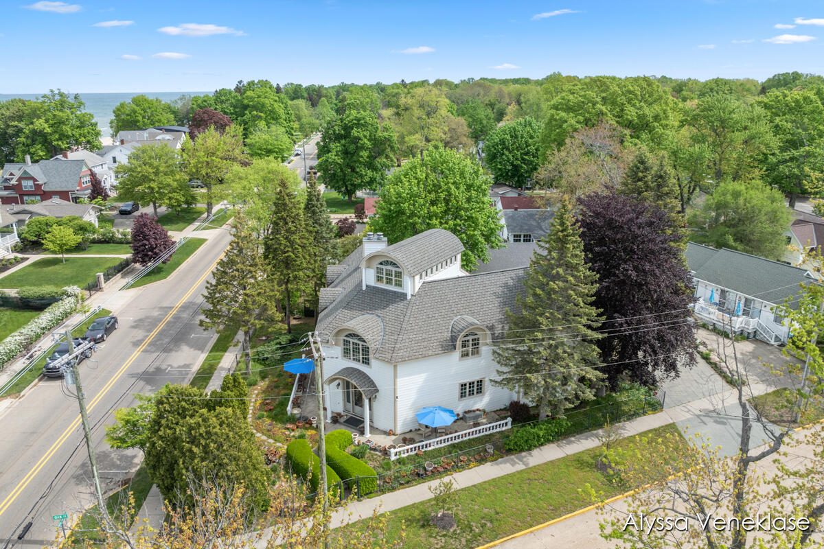 404 N Shore Drive Property Photo 40
