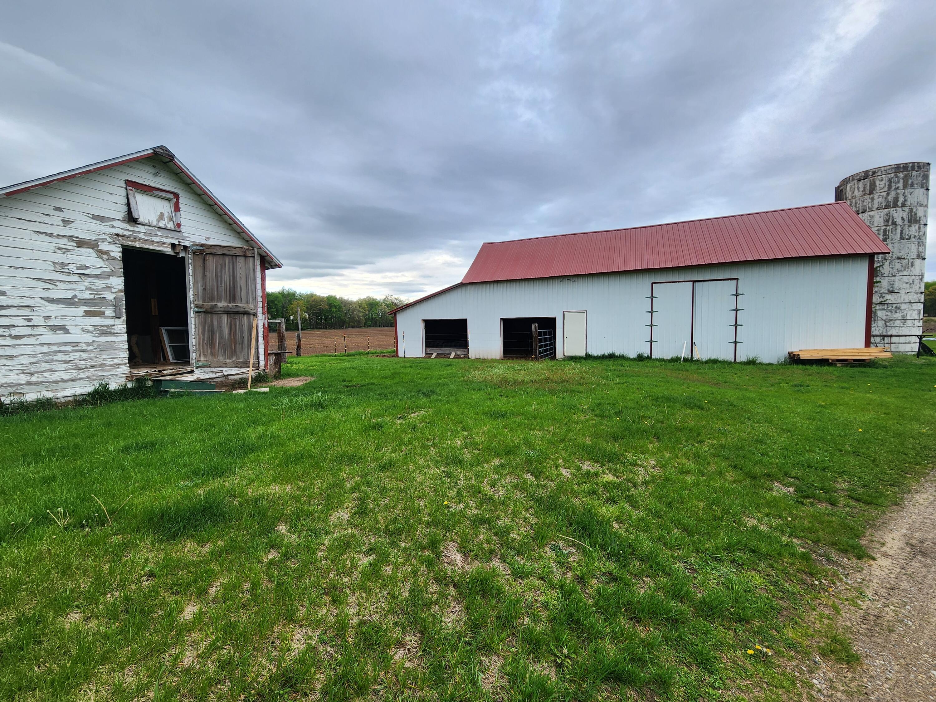 1232 Smoker Road Property Photo 4